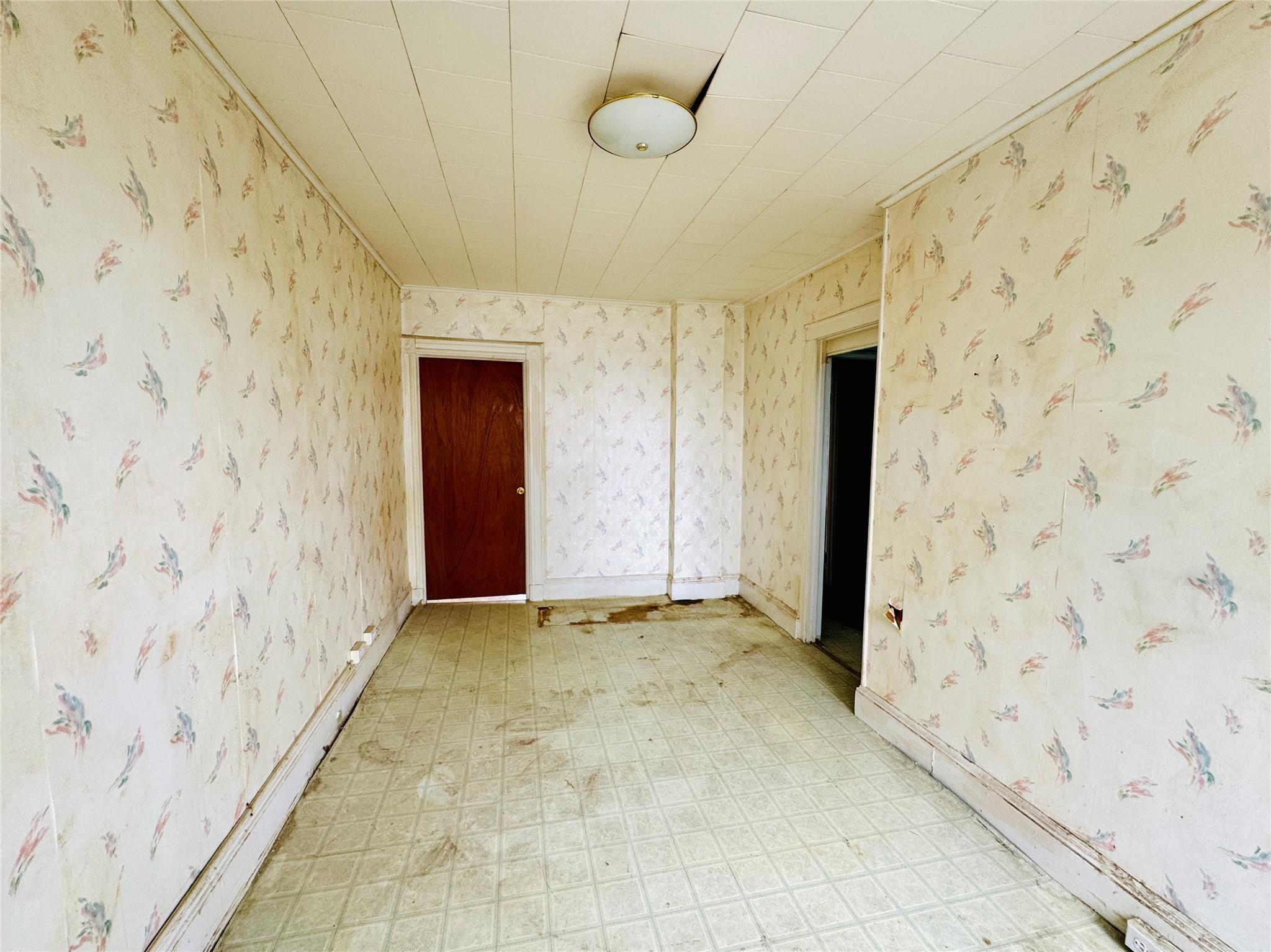 Single Family 52nd  Queens, NY 11378, MLS-857109-11
