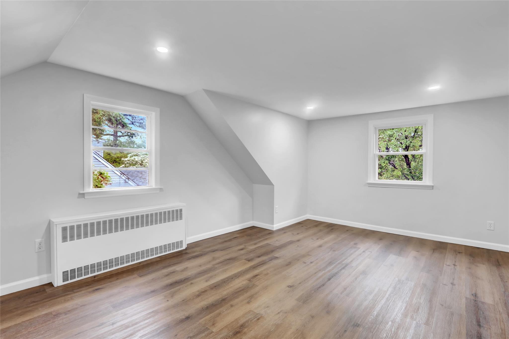 Single Family Inwood  Nassau County, NY 11542, MLS-857111-17