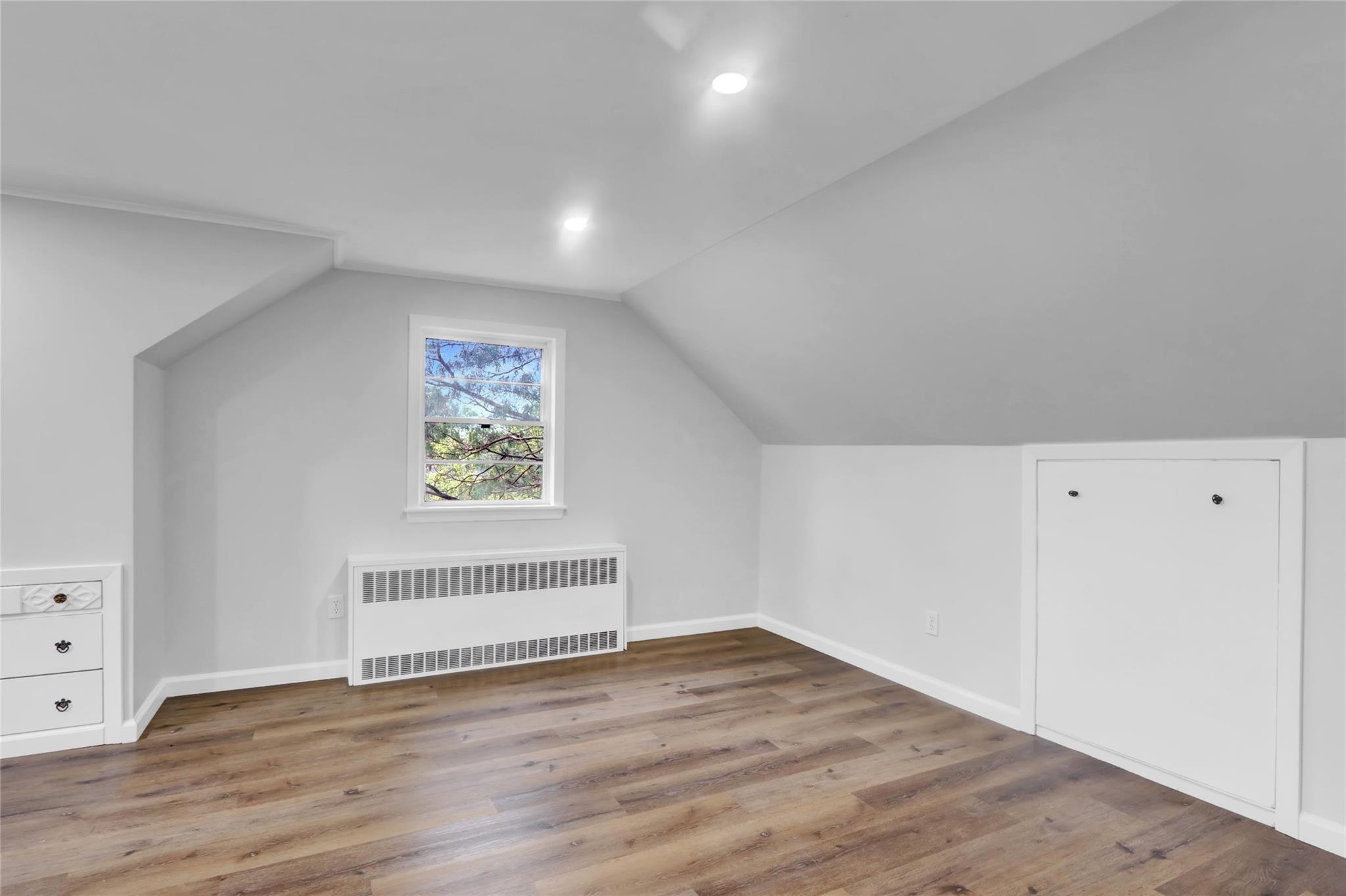 Single Family Inwood  Nassau County, NY 11542, MLS-857111-18