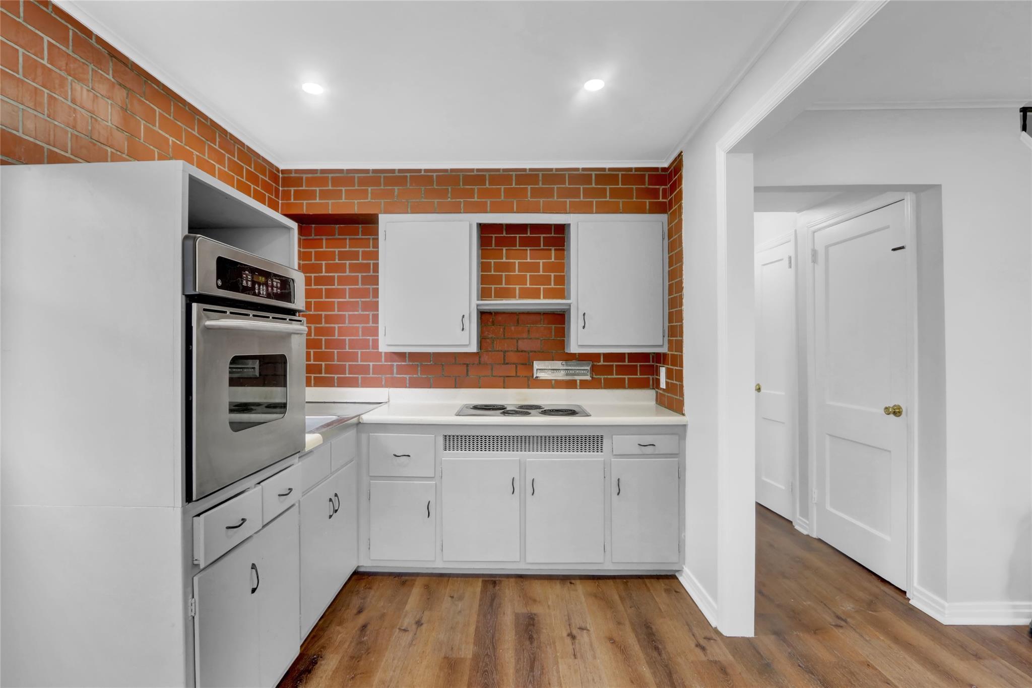 Single Family Inwood  Nassau County, NY 11542, MLS-857111-5