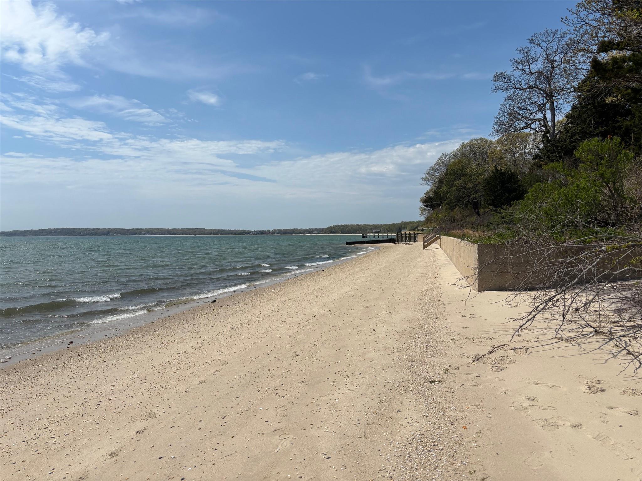 Single Family Indian Neck  Suffolk County, NY 11958, MLS-857115-36