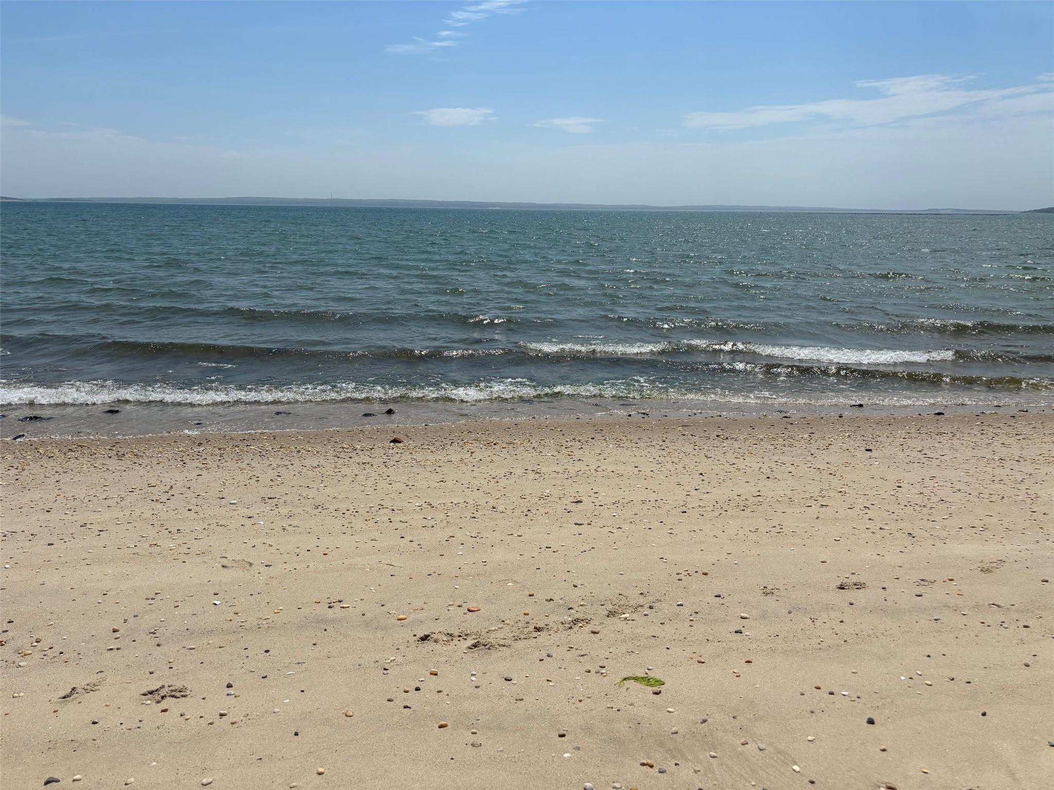Single Family Indian Neck  Suffolk County, NY 11958, MLS-857115-37