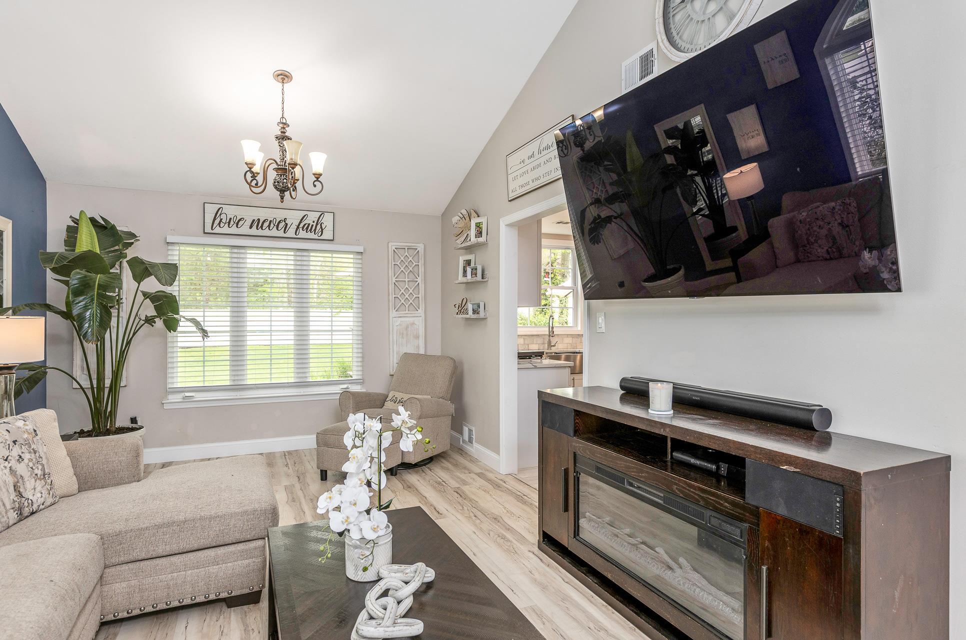 Single Family Samantha  Suffolk County, NY 11727, MLS-857128-15