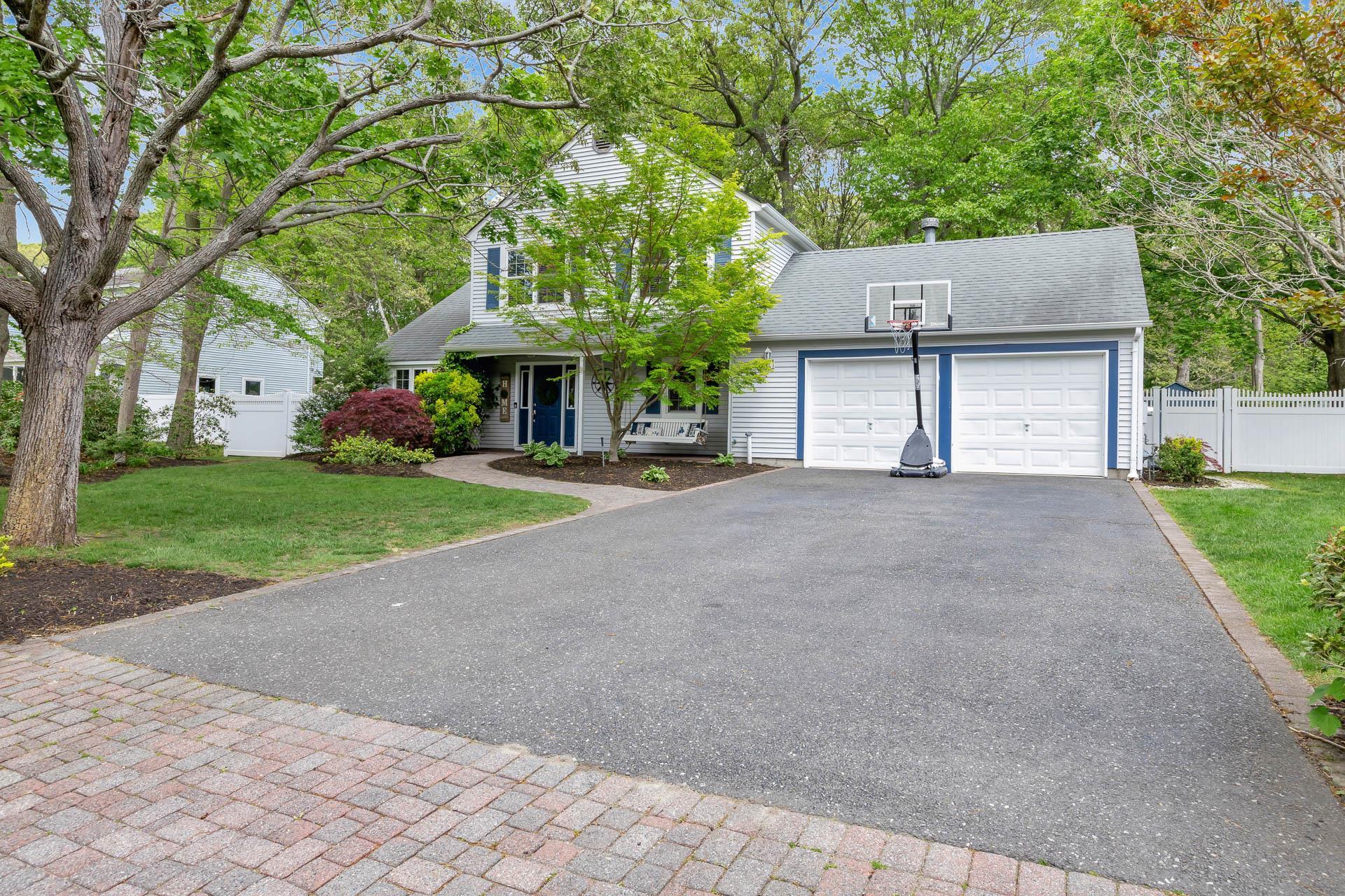 Single Family Samantha  Suffolk County, NY 11727, MLS-857128-2