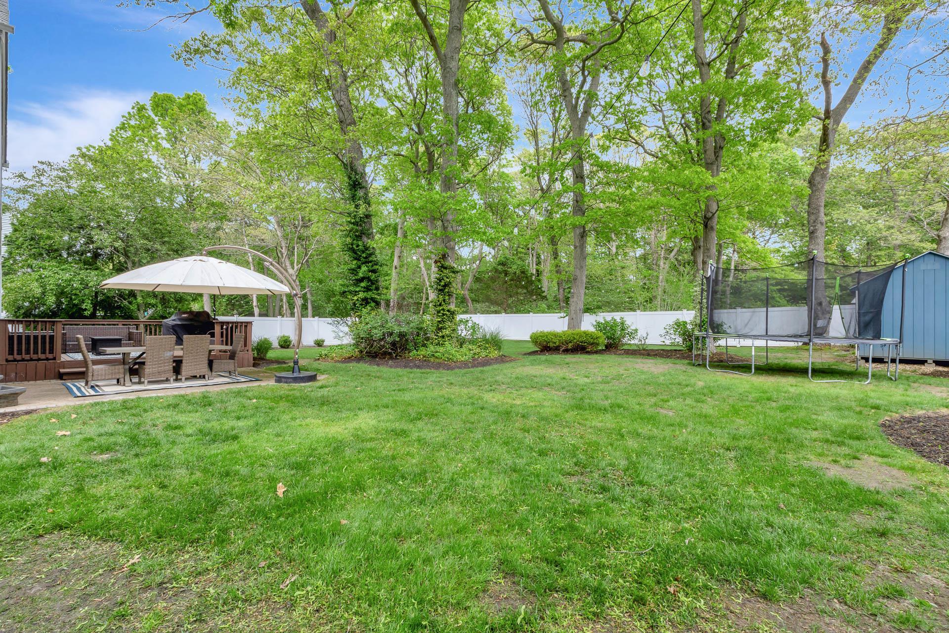 Single Family Samantha  Suffolk County, NY 11727, MLS-857128-27