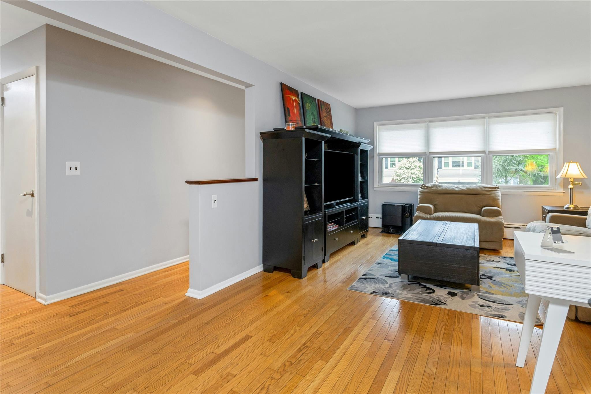 Single Family Crotona  Westchester County, NY 10528, MLS-857132-4