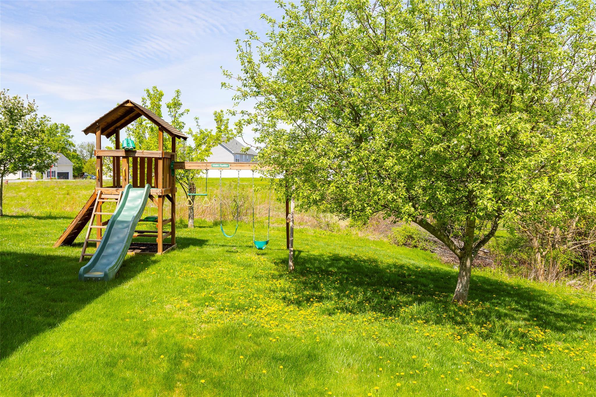 Single Family Ridgeline  Dutchess County, NY 12603, MLS-857133-38