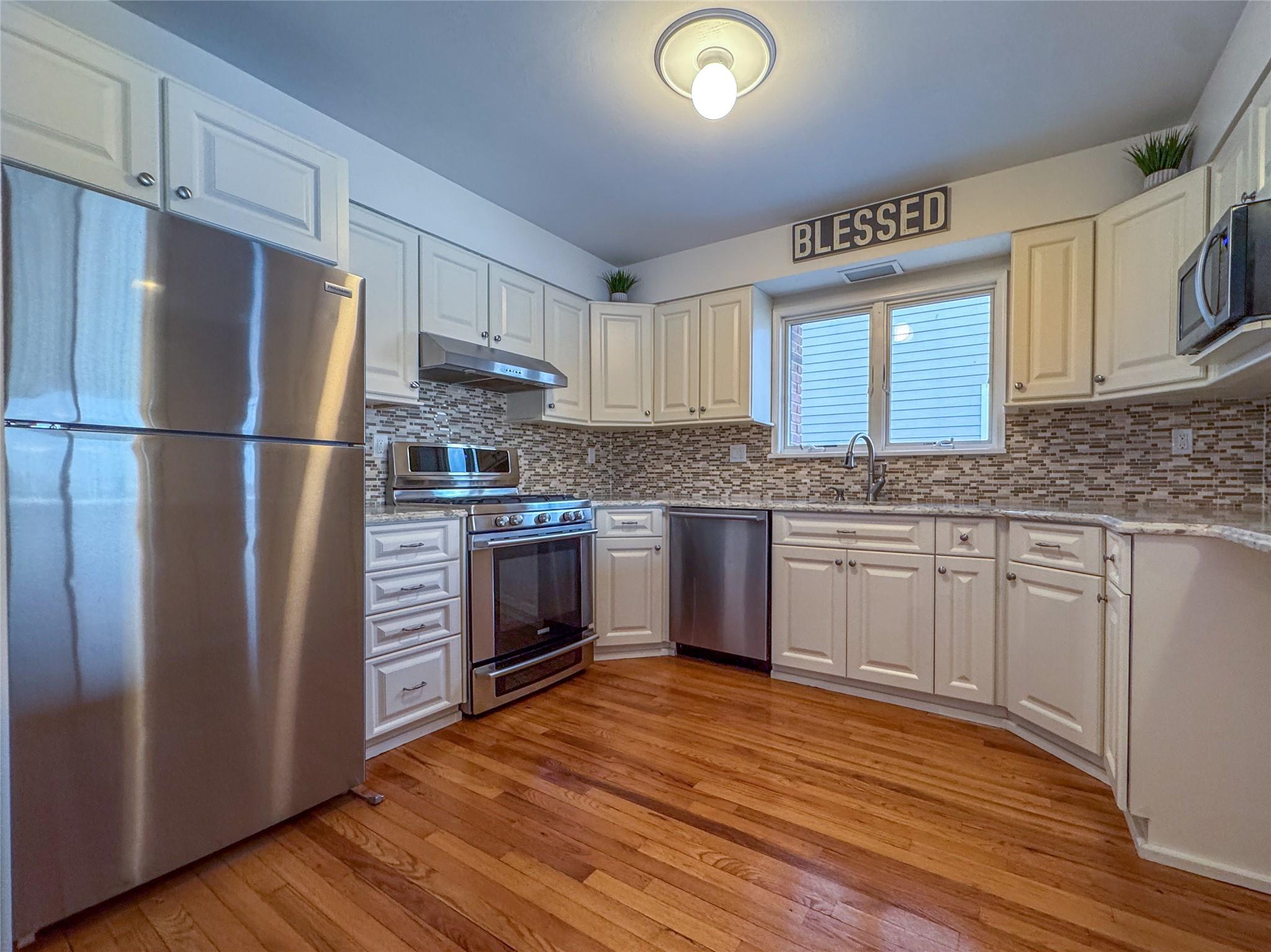 Single Family Block  Nassau County, NY 11558, MLS-857144-12