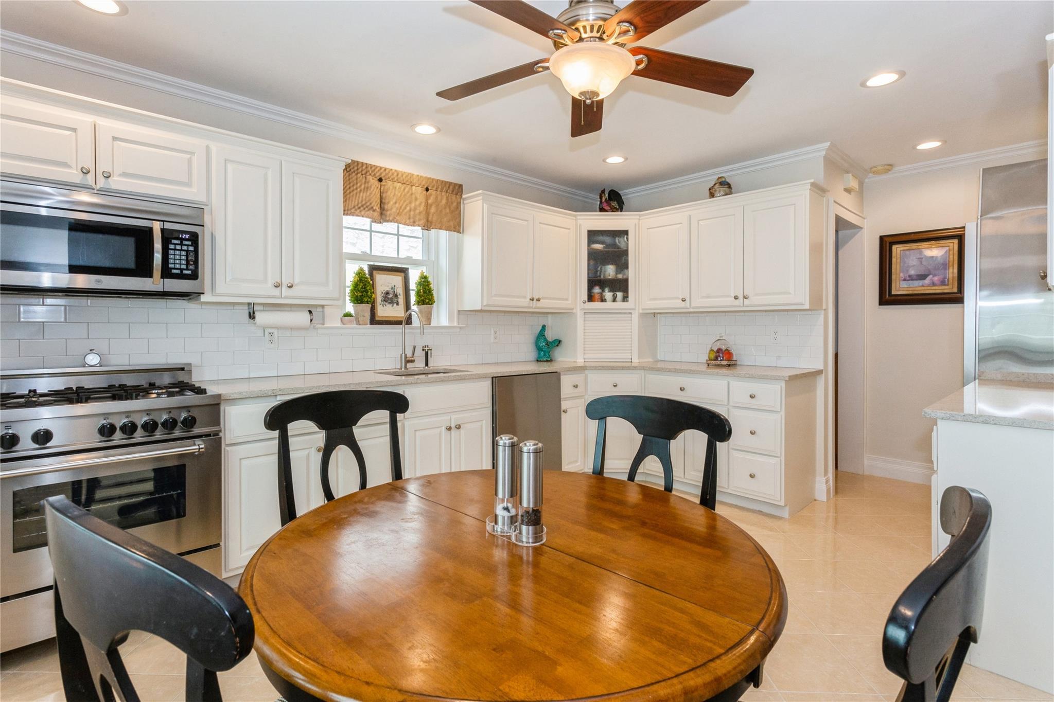 Single Family Willow  Nassau County, NY 11001, MLS-857149-18