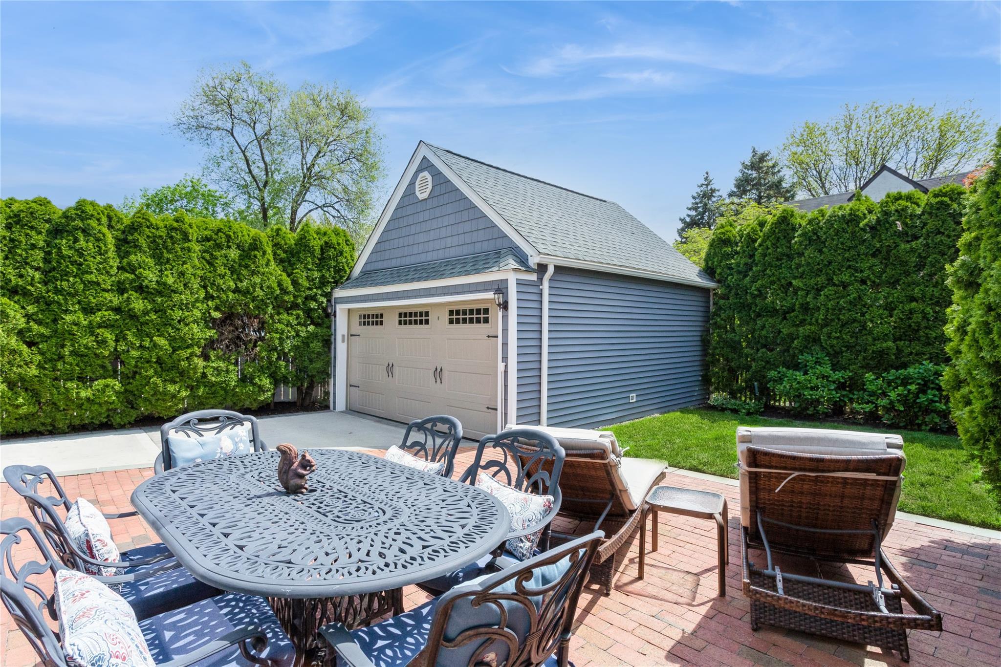 Single Family Willow  Nassau County, NY 11001, MLS-857149-34