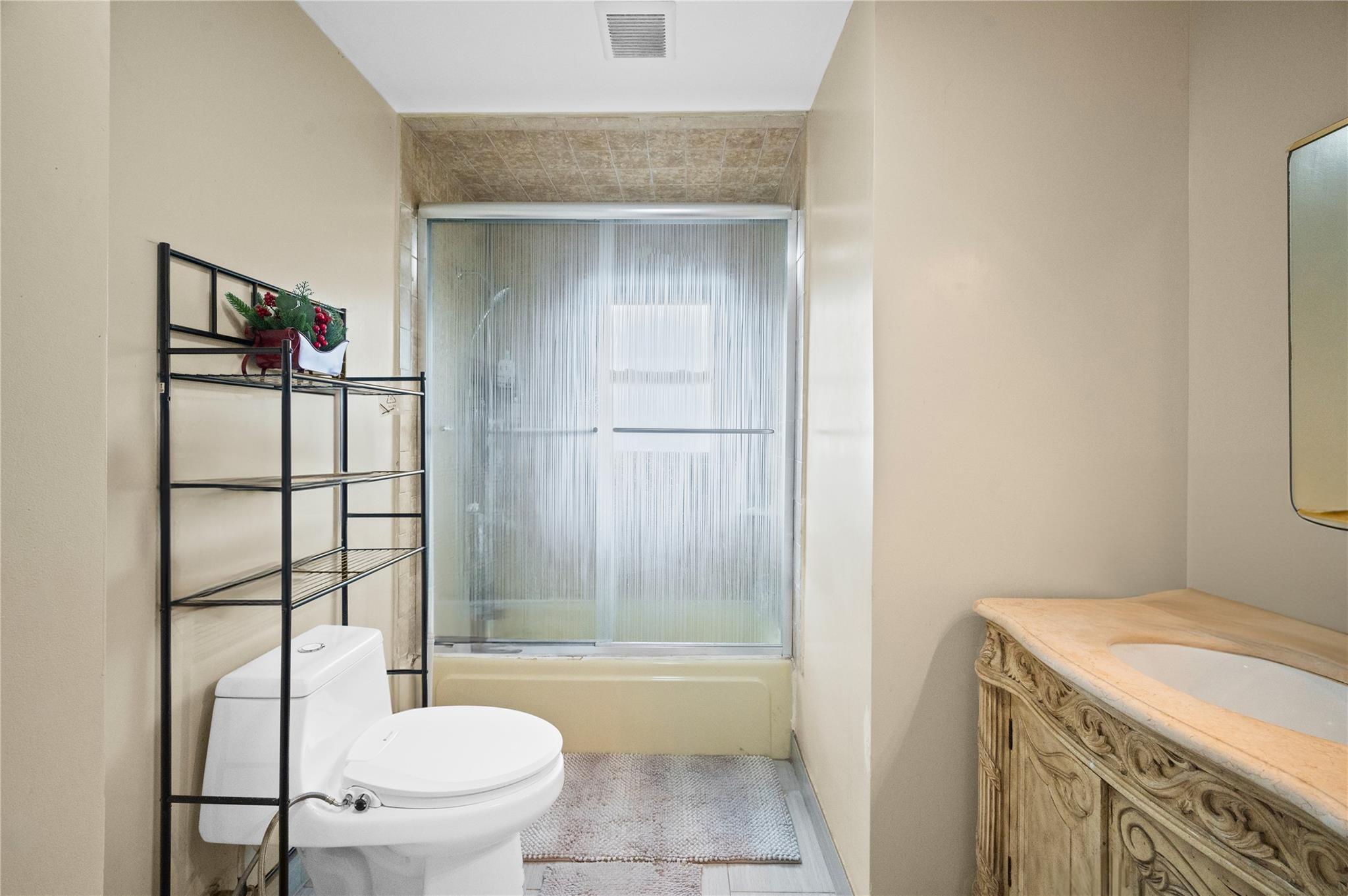 Single Family Cantiague Rock  Nassau County, NY 11590, MLS-857161-9