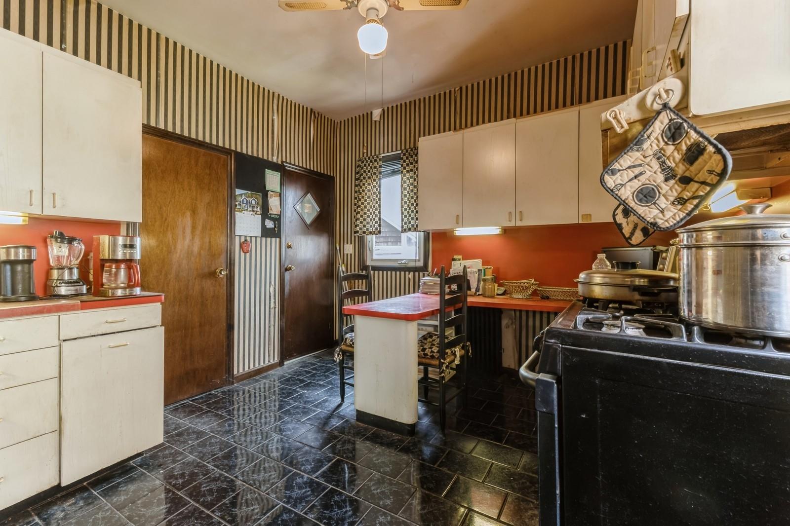 Single Family 123  Queens, NY 11415, MLS-857163-6