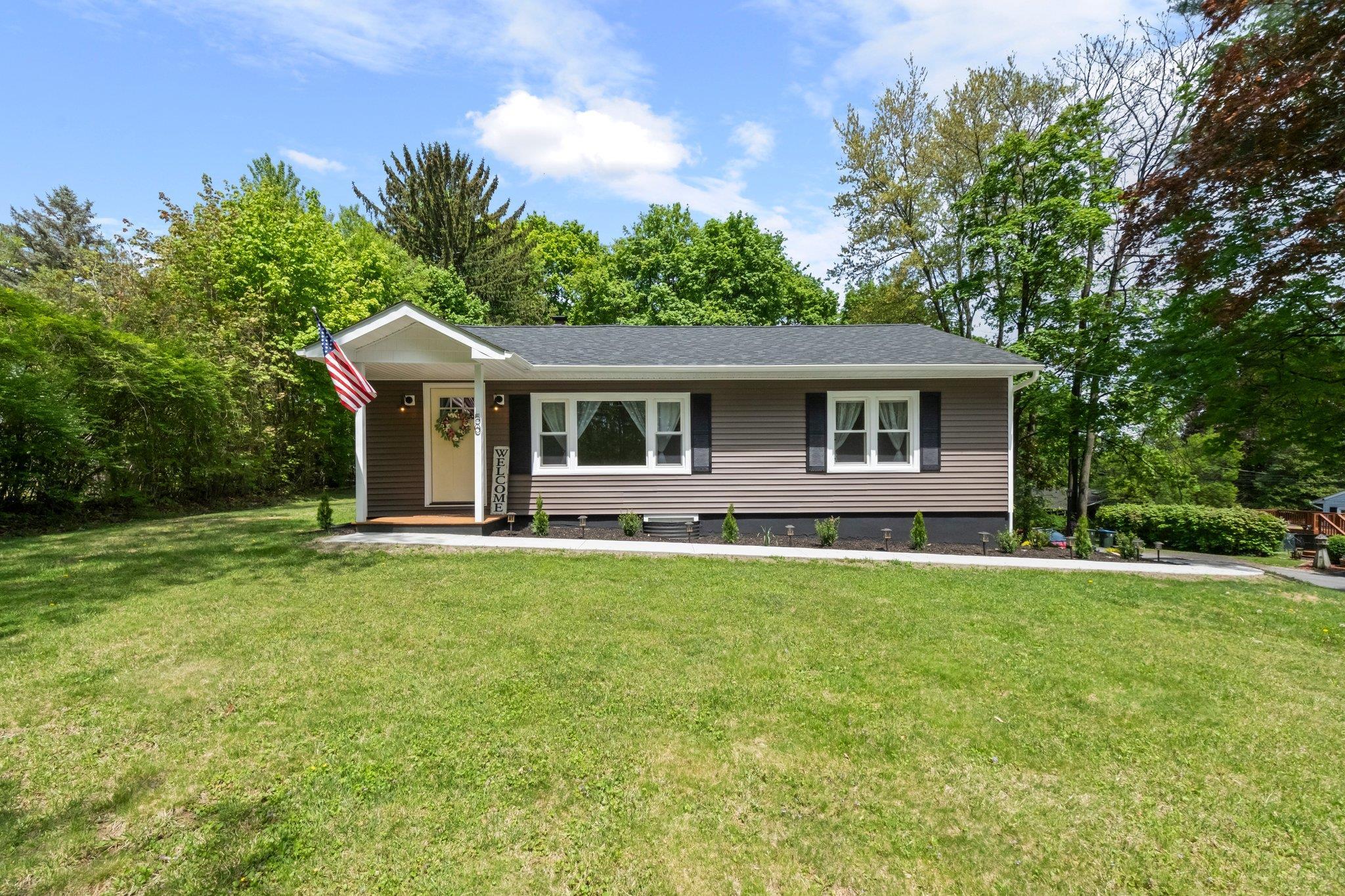 Single Family Stewart  Orange County, NY 12550, MLS-857164-29