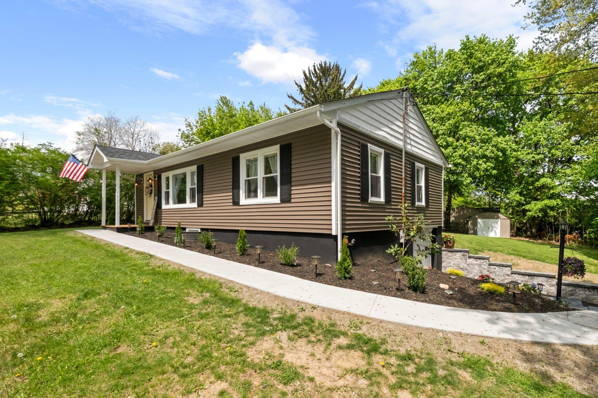 Single Family Stewart  Orange County, NY 12550, MLS-857164-33