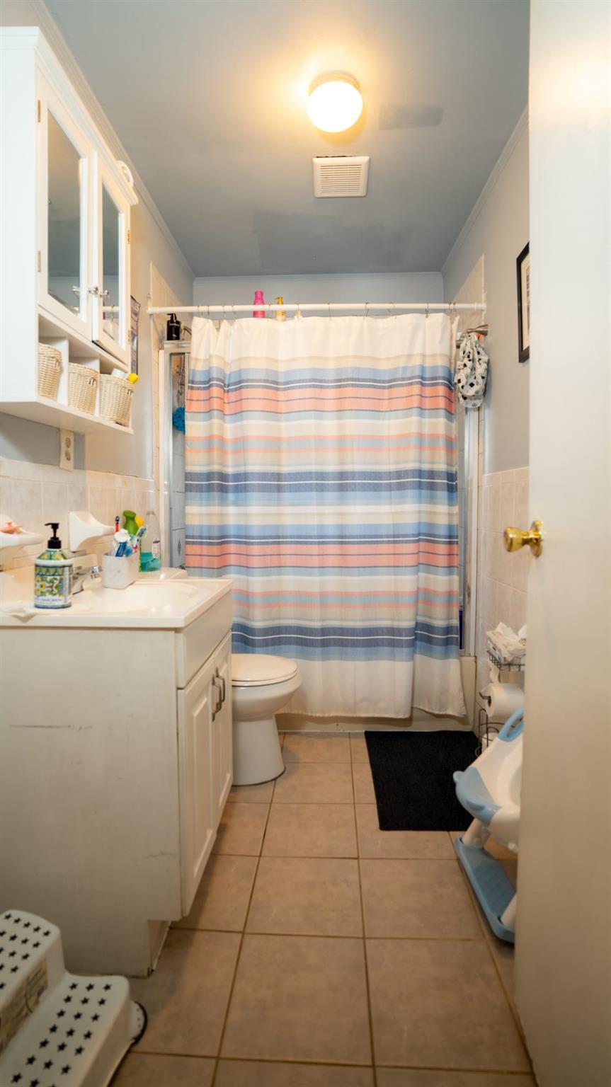 Single Family Massachusetts  Suffolk County, NY 11706, MLS-857168-13