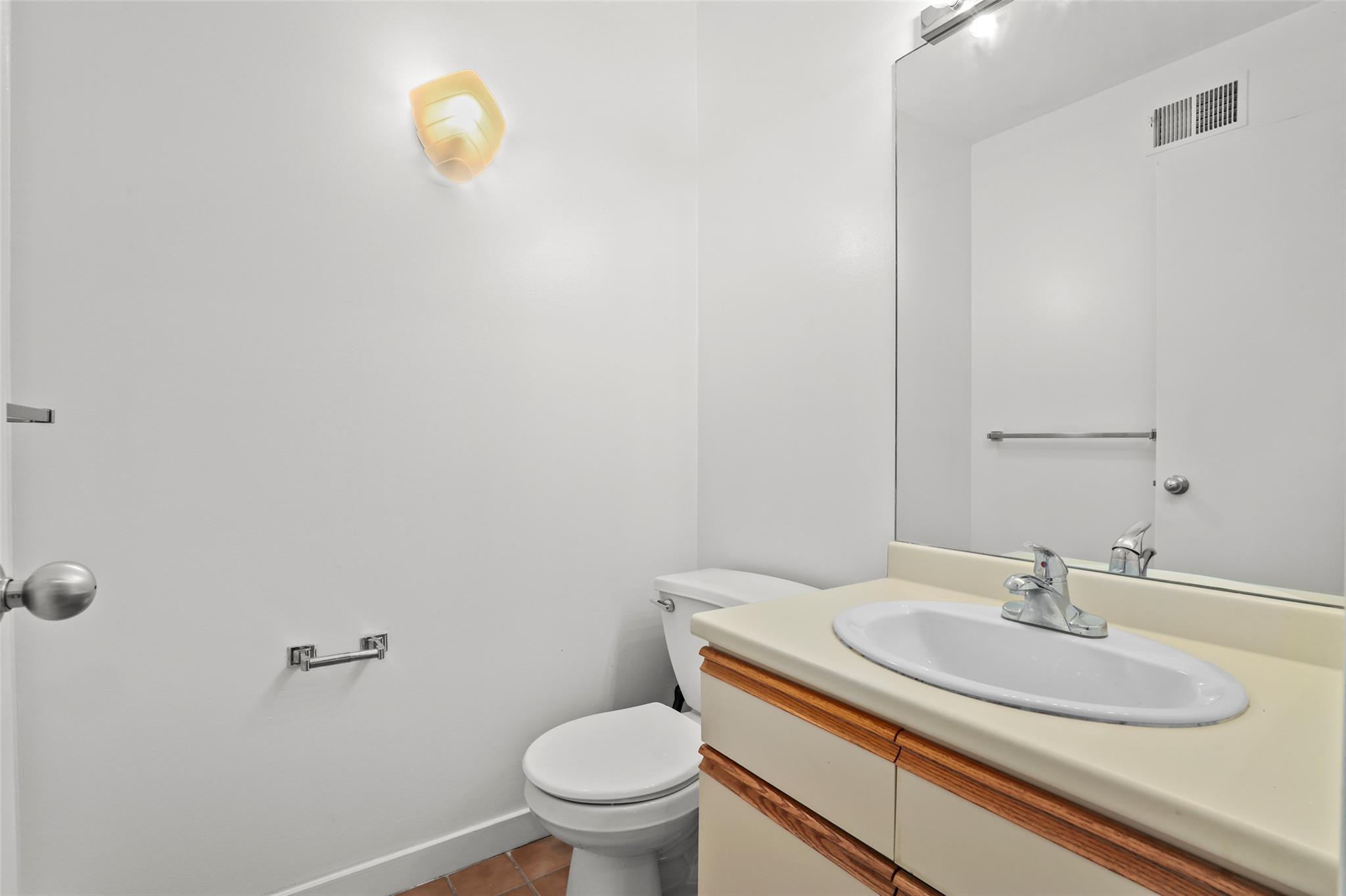 Single Family Brooke Club  Westchester County, NY 10562, MLS-857176-11