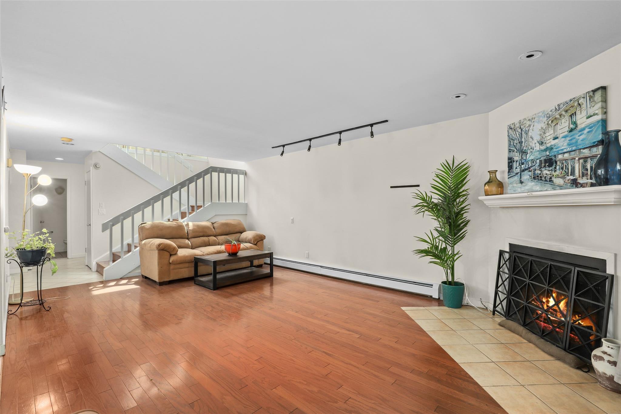Single Family Brooke Club  Westchester County, NY 10562, MLS-857176-5