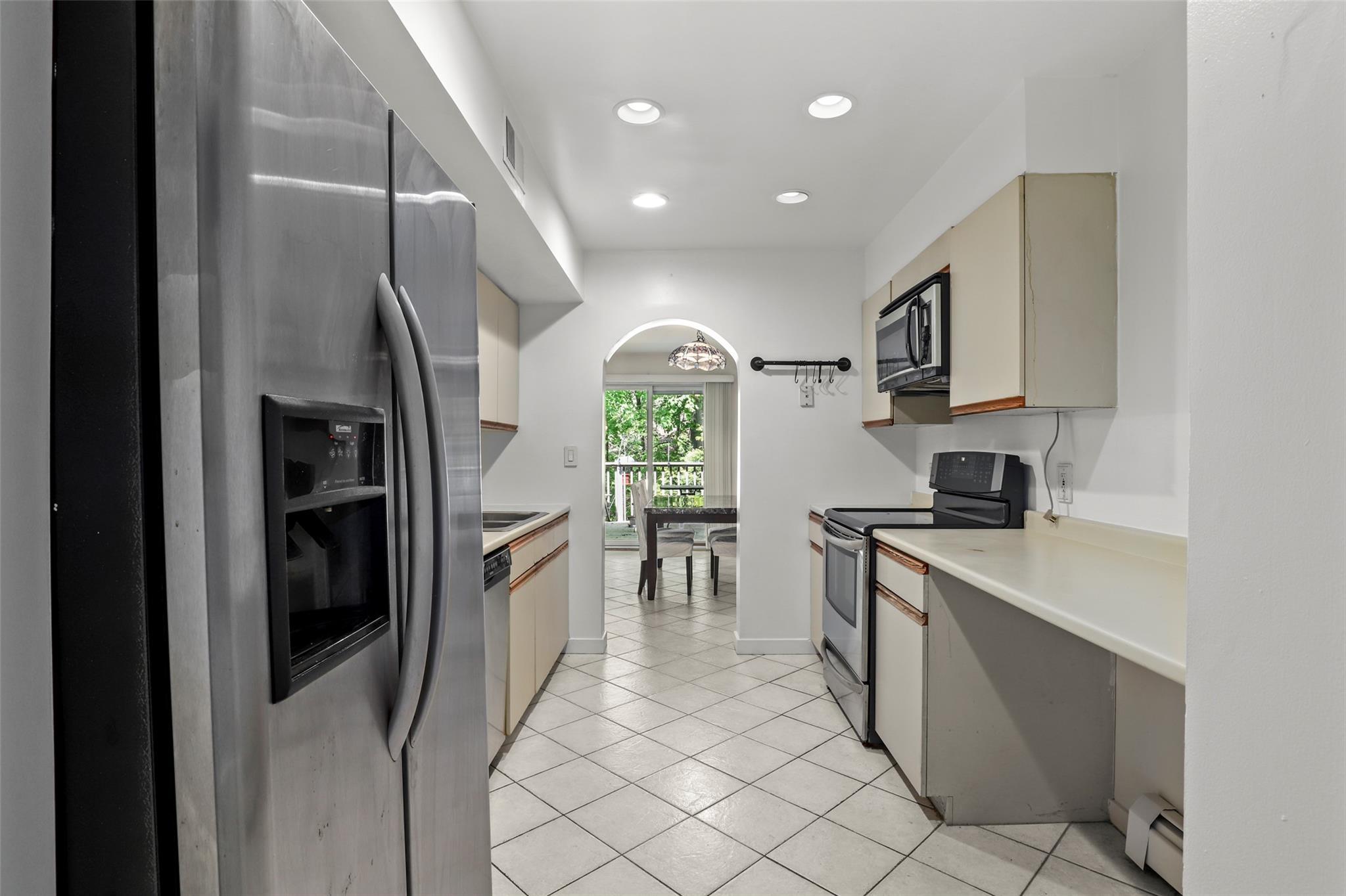 Single Family Brooke Club  Westchester County, NY 10562, MLS-857176-9