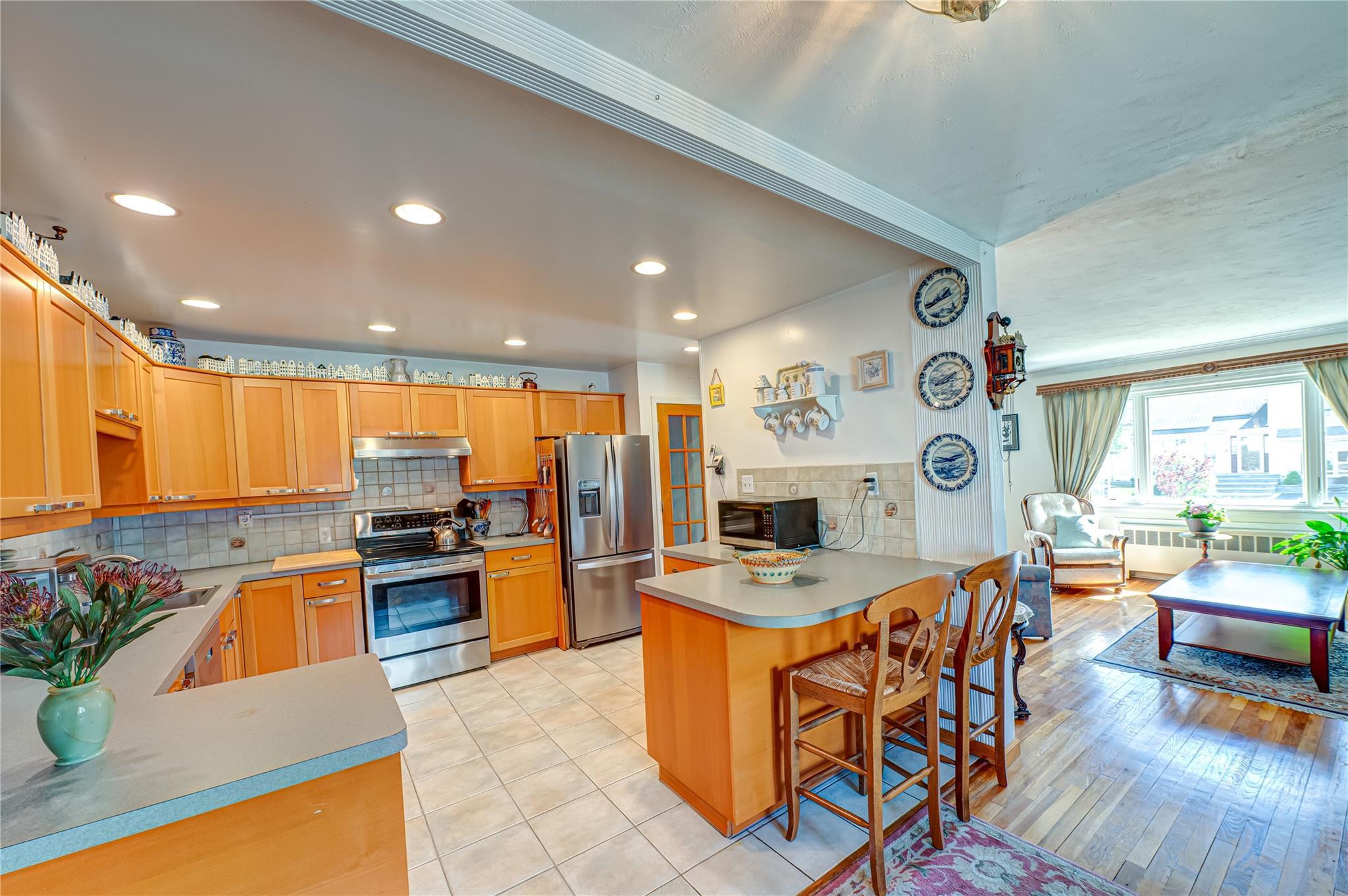 Single Family Marlboro  Nassau County, NY 11758, MLS-857178-10