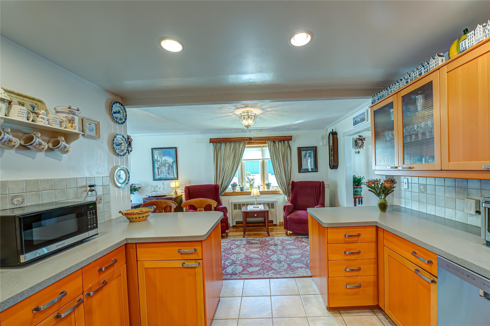 Single Family Marlboro  Nassau County, NY 11758, MLS-857178-11