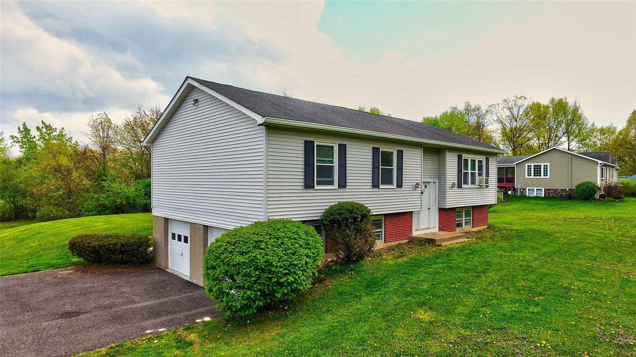 Single Family Perkinsville  Ulster County, NY 12528, MLS-857179-4