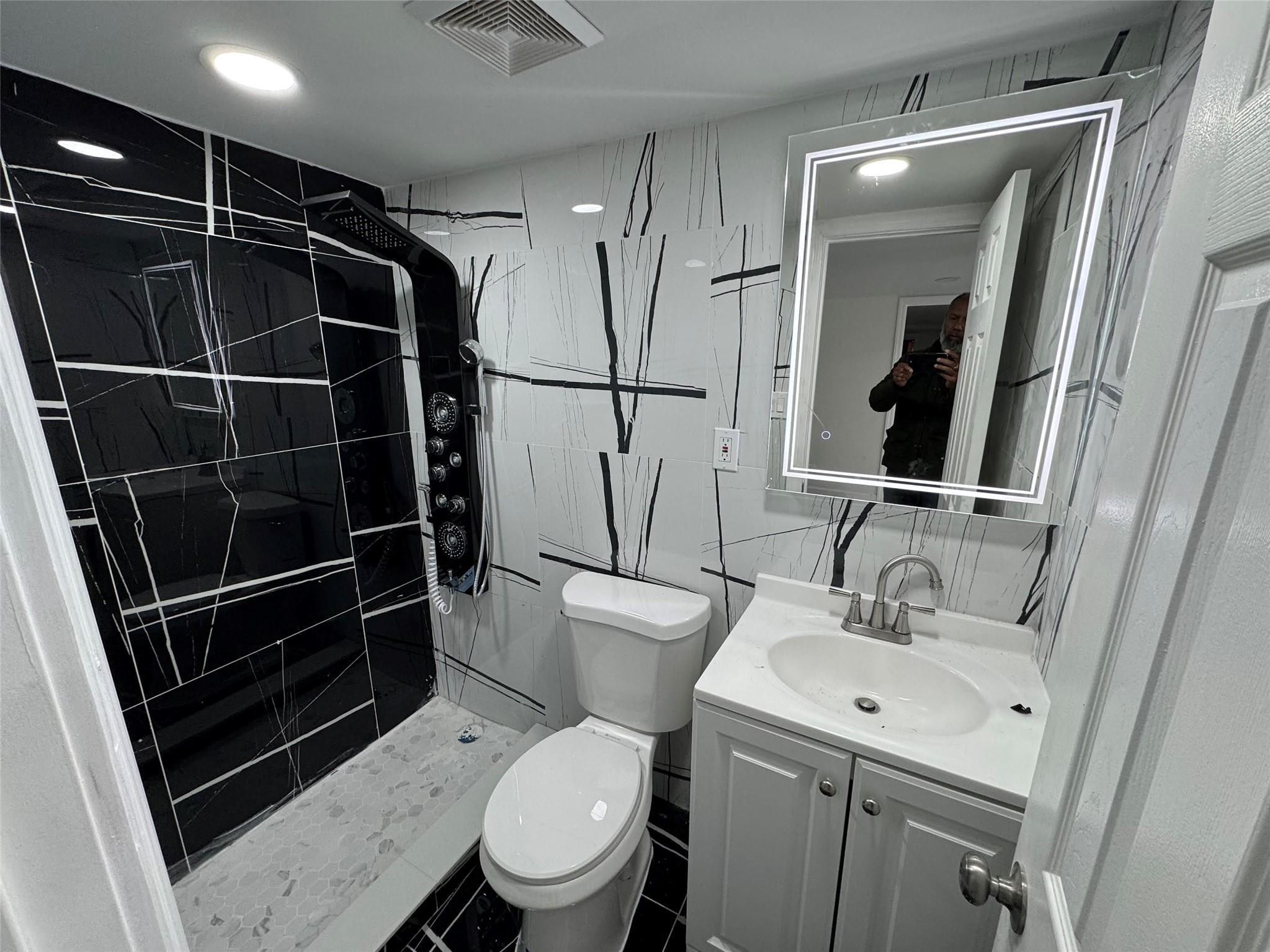 Single Family 120th  Queens, NY 11412, MLS-857193-11