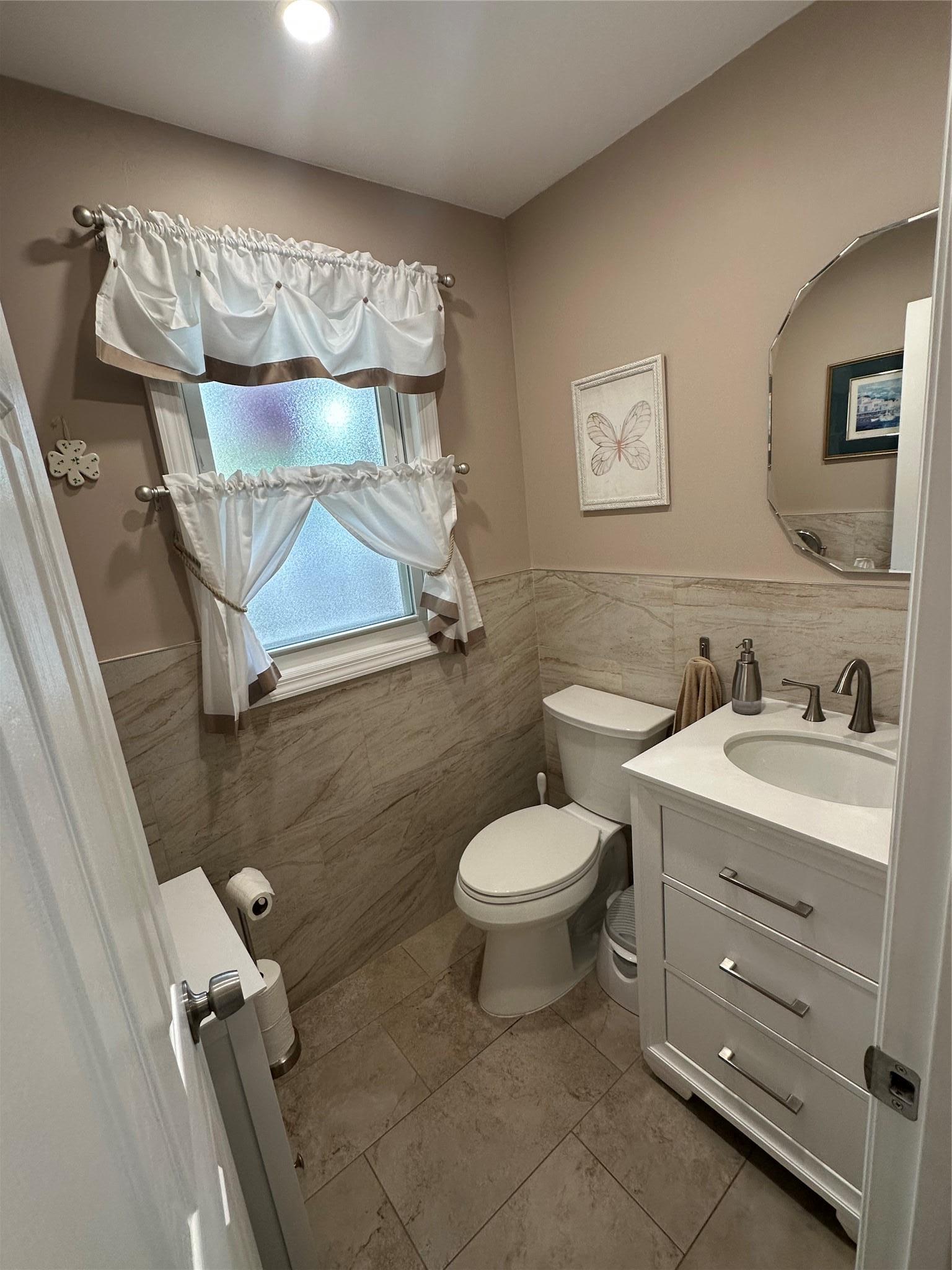 Single Family 88th  Queens, NY 11426, MLS-857205-19