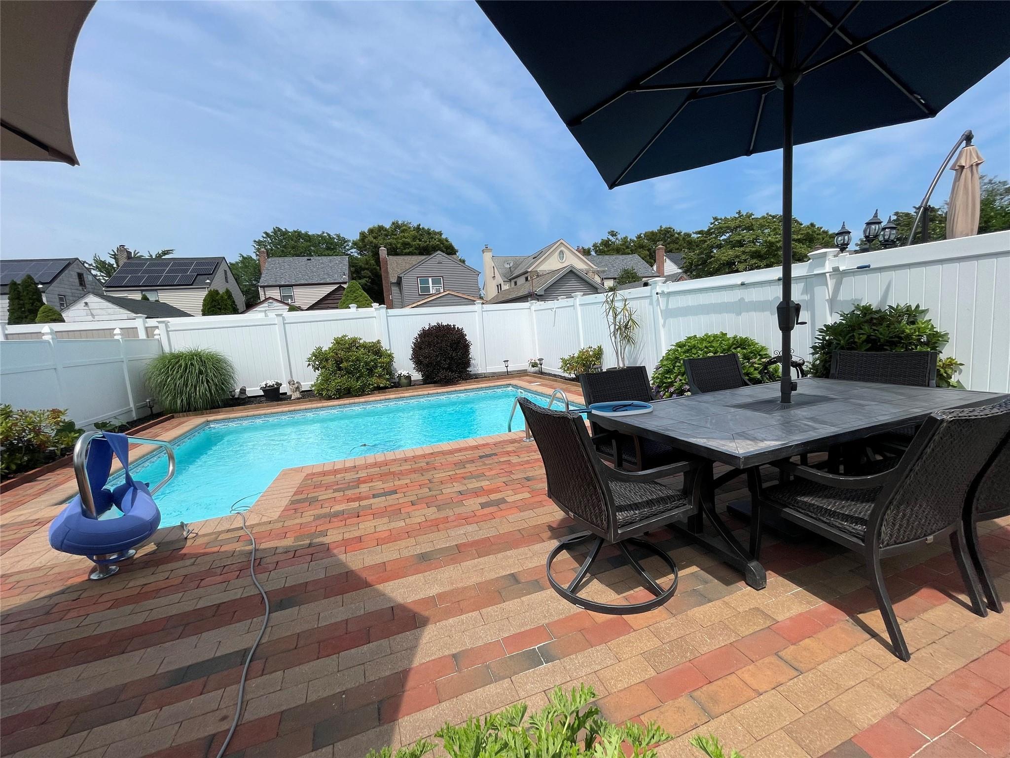Single Family 88th  Queens, NY 11426, MLS-857205-24