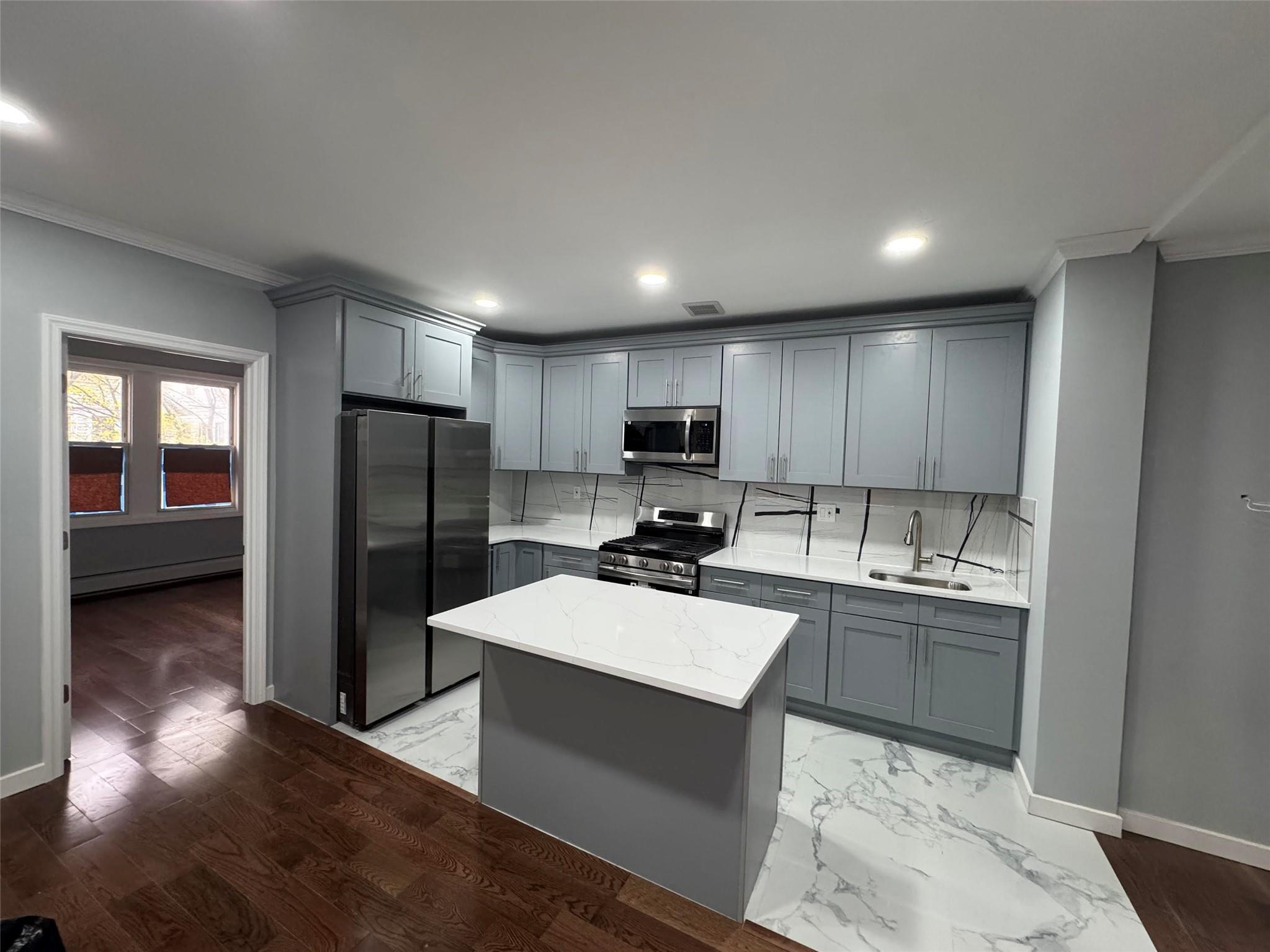 Single Family 5th  Brooklyn, NY 11218, MLS-857217-10