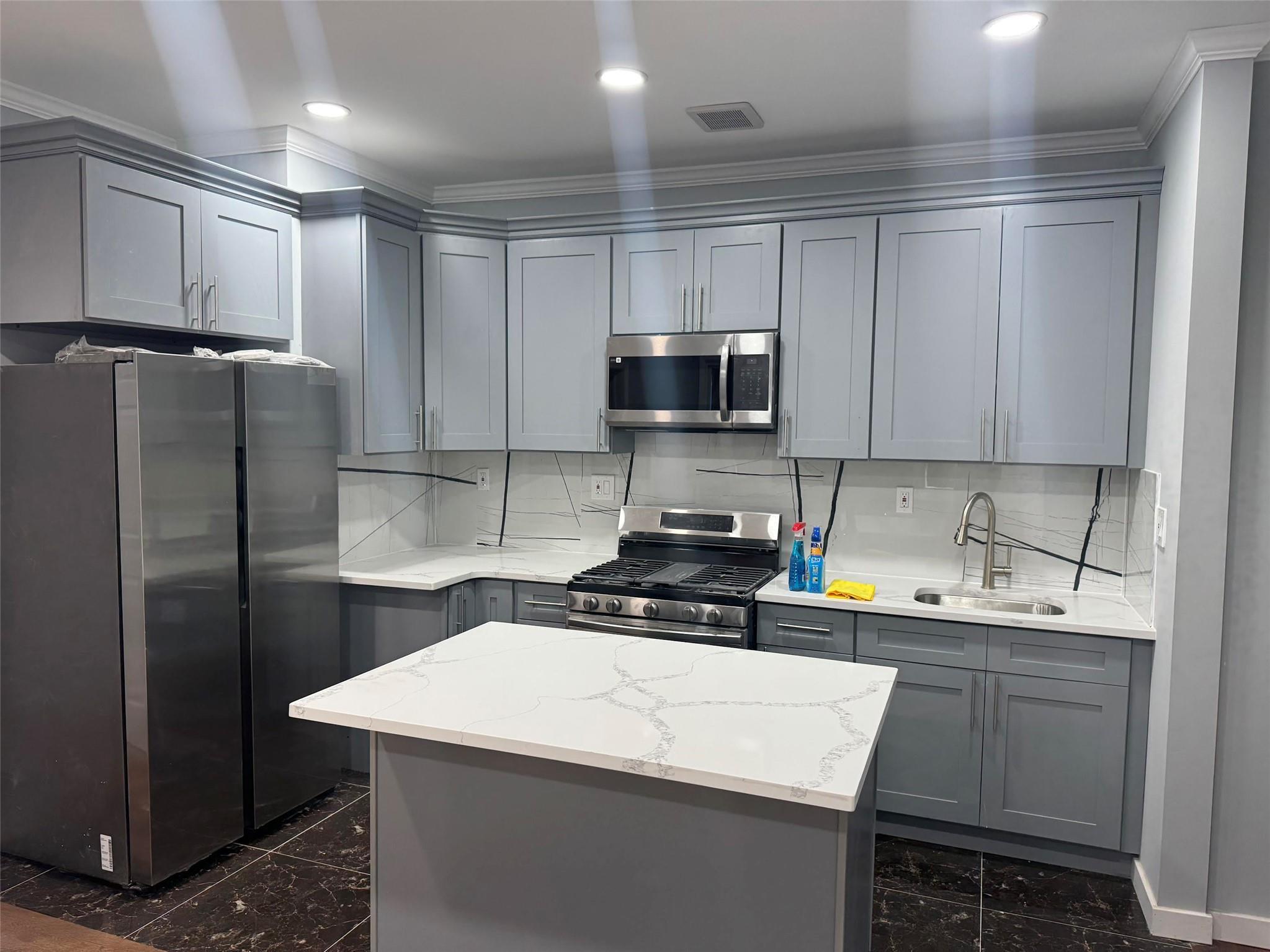 Single Family 5th  Brooklyn, NY 11218, MLS-857217-15