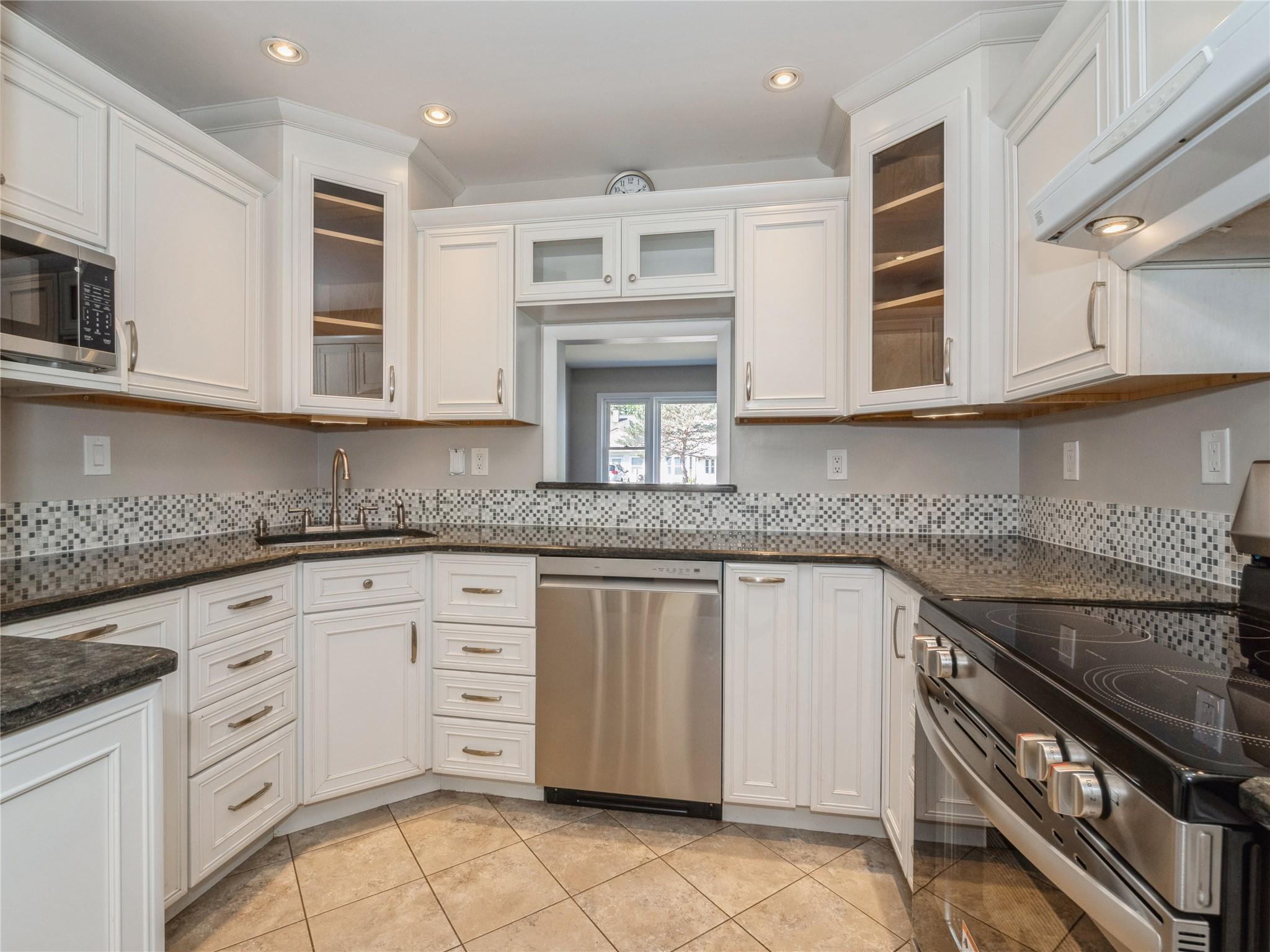 Single Family Coll Hollow  Dutchess County, NY 12601, MLS-857222-16