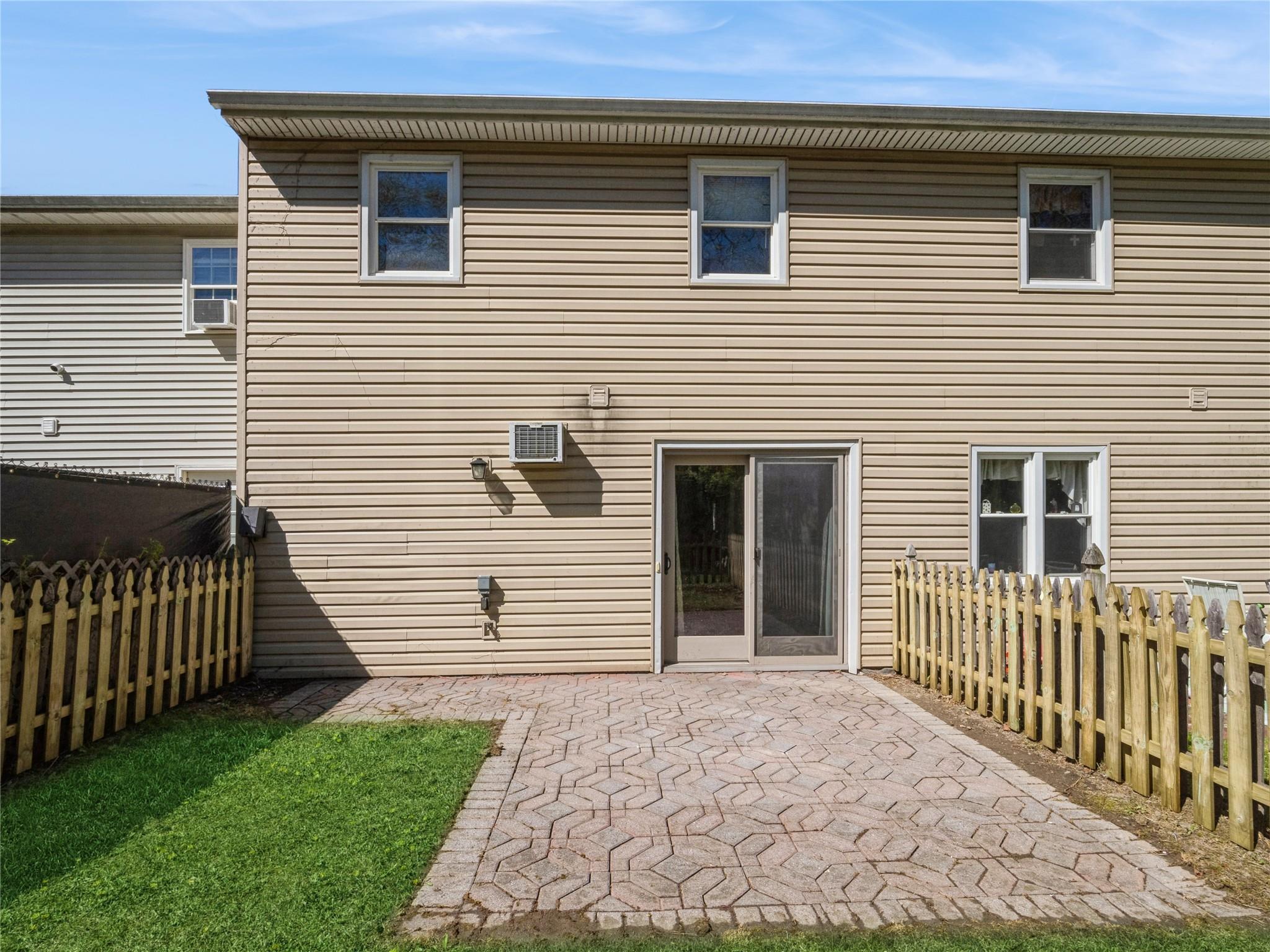 Single Family Coll Hollow  Dutchess County, NY 12601, MLS-857222-27
