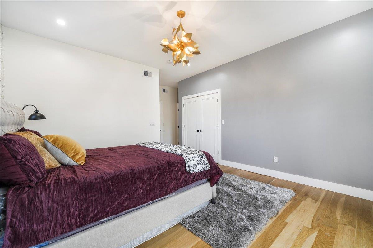 Single Family Main  Orange County, NY 10924, MLS-857234-38