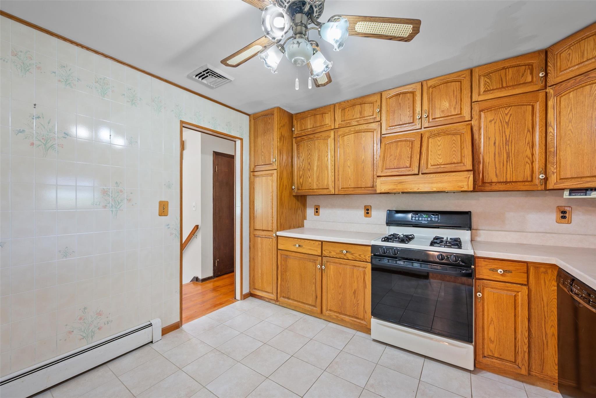 Single Family Mari  Orange County, NY 10918, MLS-857242-10