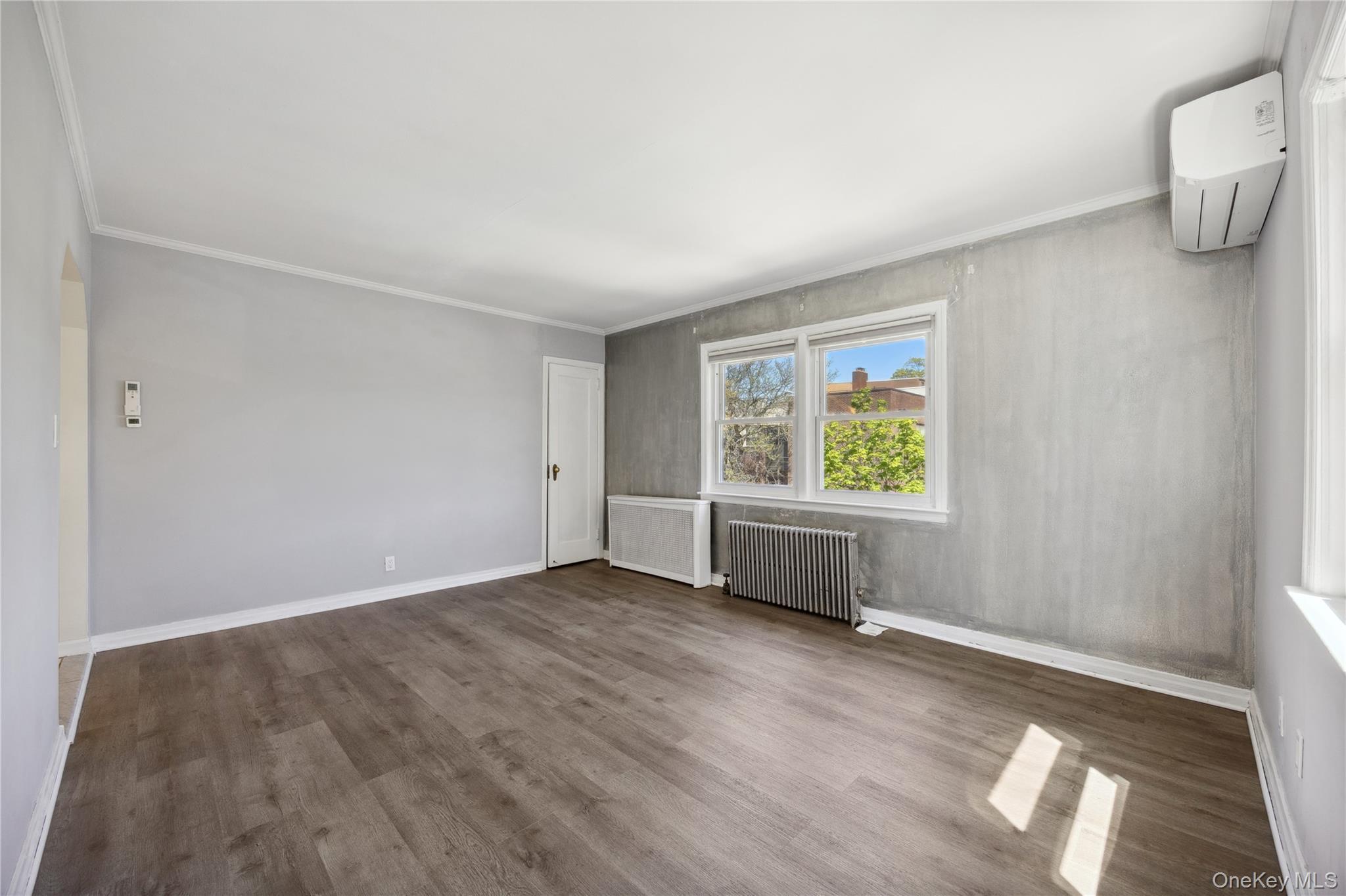 Single Family 196 Queens, NY 11358, MLS-857247-10