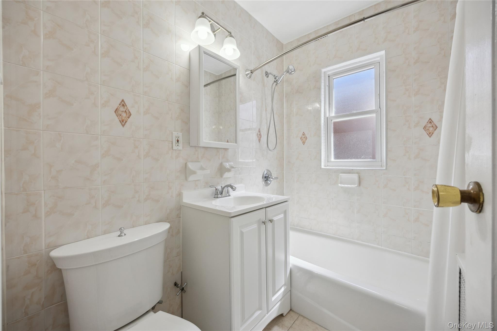 Single Family 196 Queens, NY 11358, MLS-857247-18