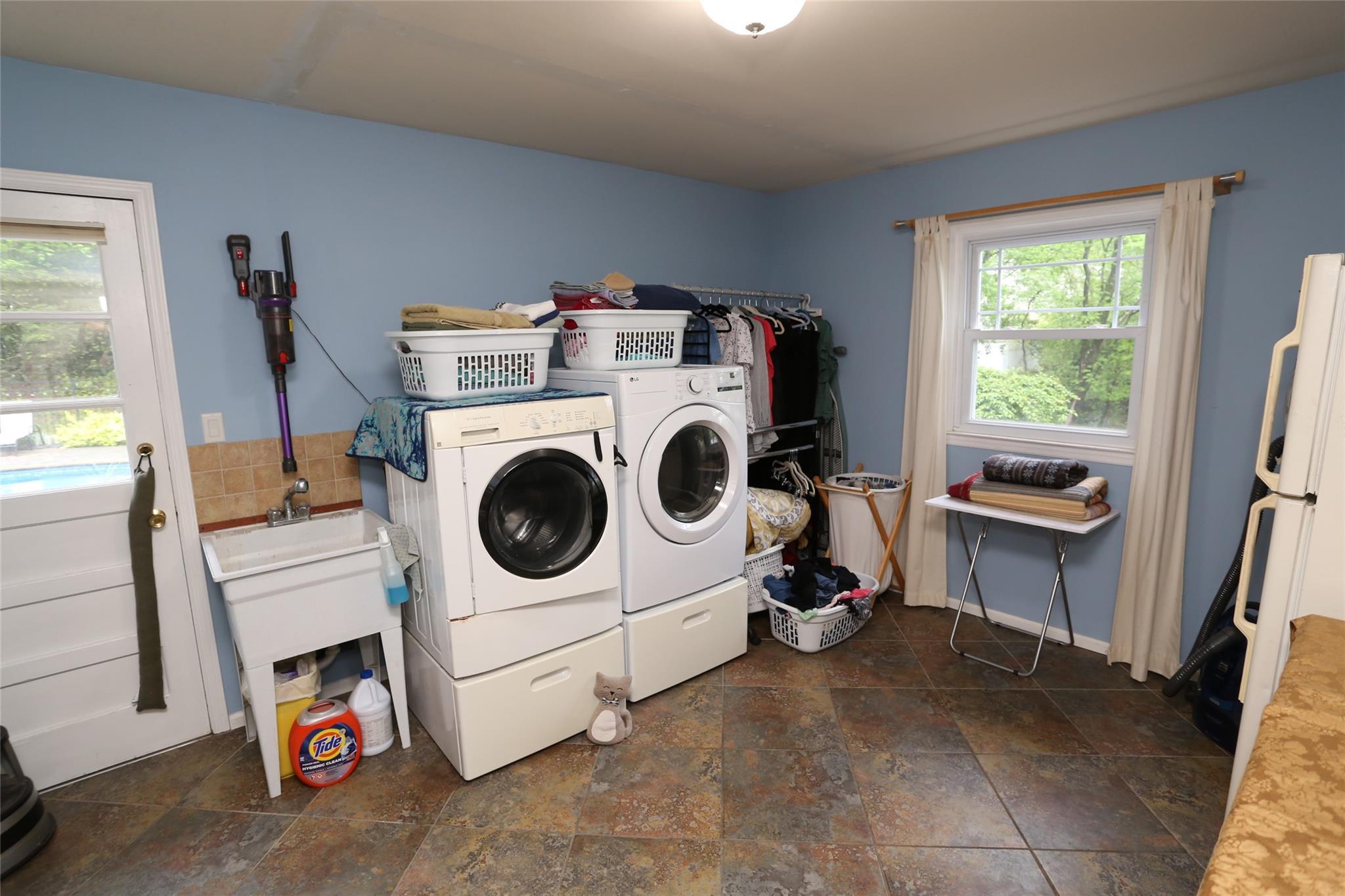 Single Family Rolling  Rockland County, NY 10956, MLS-857251-23