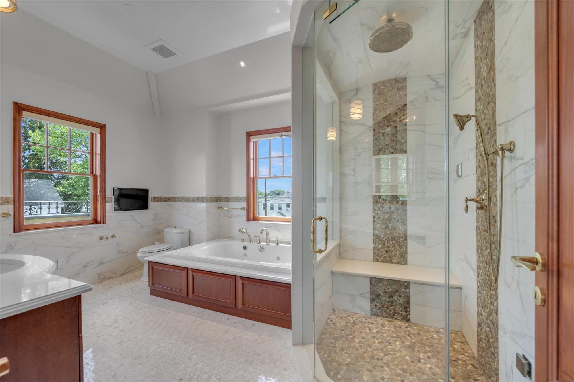 Single Family 11  Queens, NY 11357, MLS-857252-23
