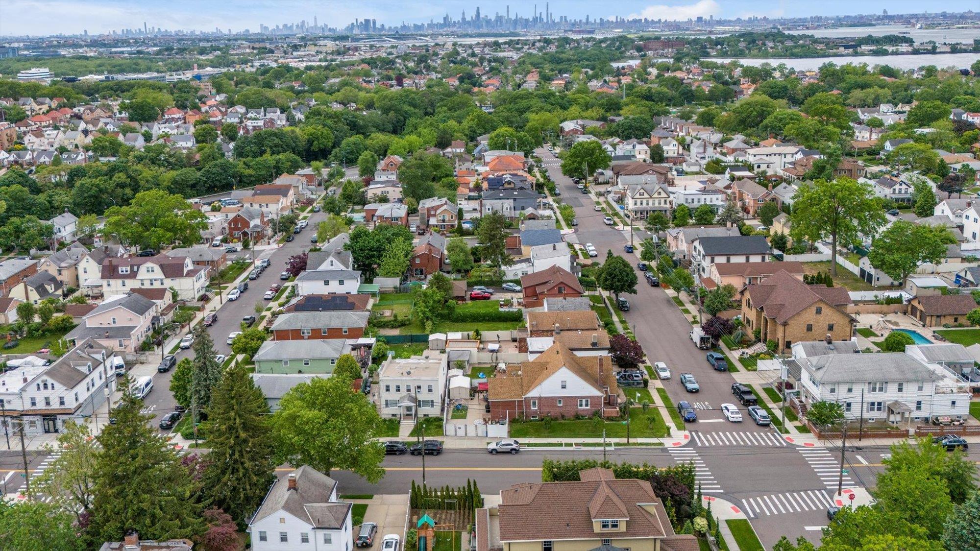 Single Family 11  Queens, NY 11357, MLS-857252-49