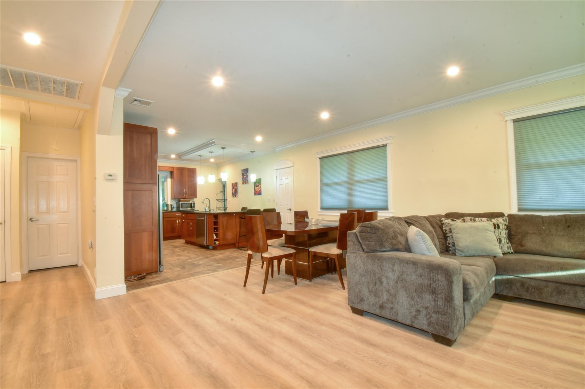 Single Family Side  Suffolk County, NY 11792, MLS-857257-13