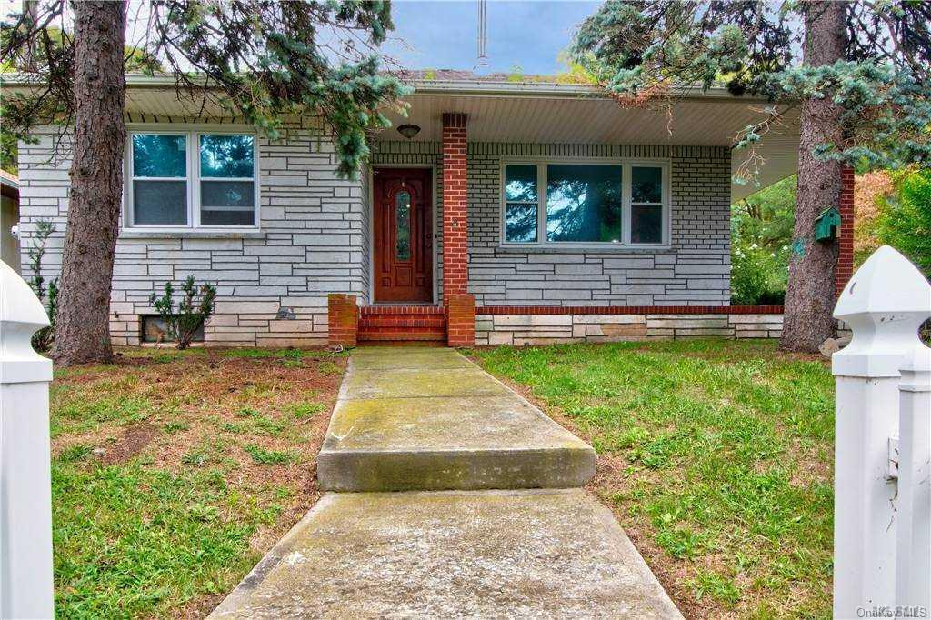 Single Family Side  Suffolk County, NY 11792, MLS-857257-4