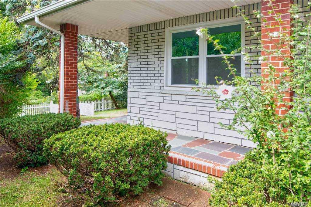 Single Family Side  Suffolk County, NY 11792, MLS-857257-6