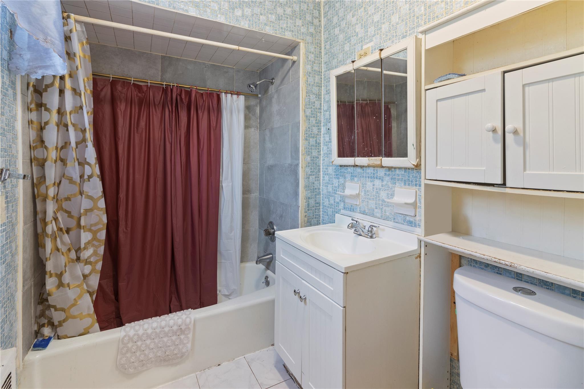 Single Family 89th  Brooklyn, NY 11236, MLS-857261-8