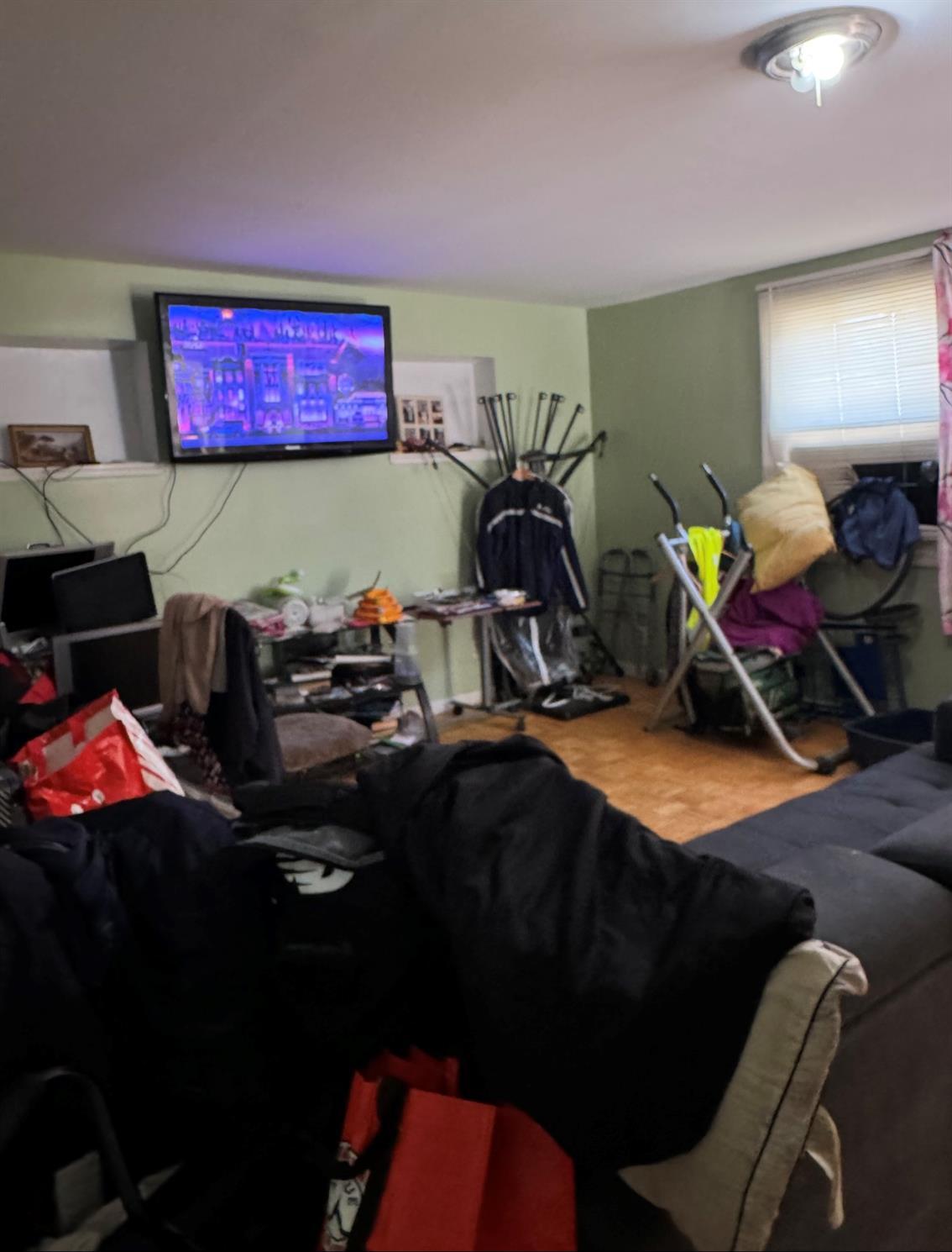 Single Family 95th Ave  Queens, NY 11416, MLS-857263-19