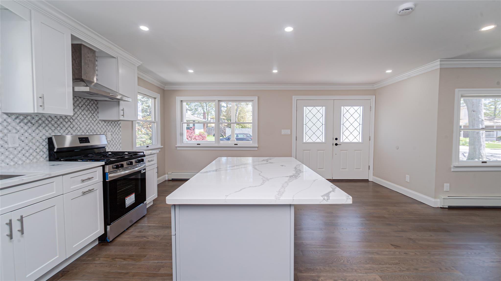 Single Family S 14th  Suffolk County, NY 11757, MLS-857267-4