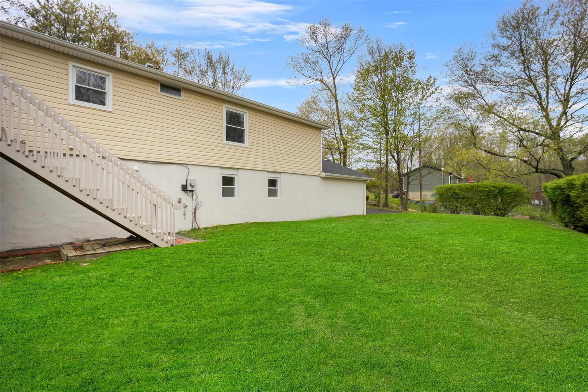 Single Family Susan  Dutchess County, NY 12570, MLS-857268-32