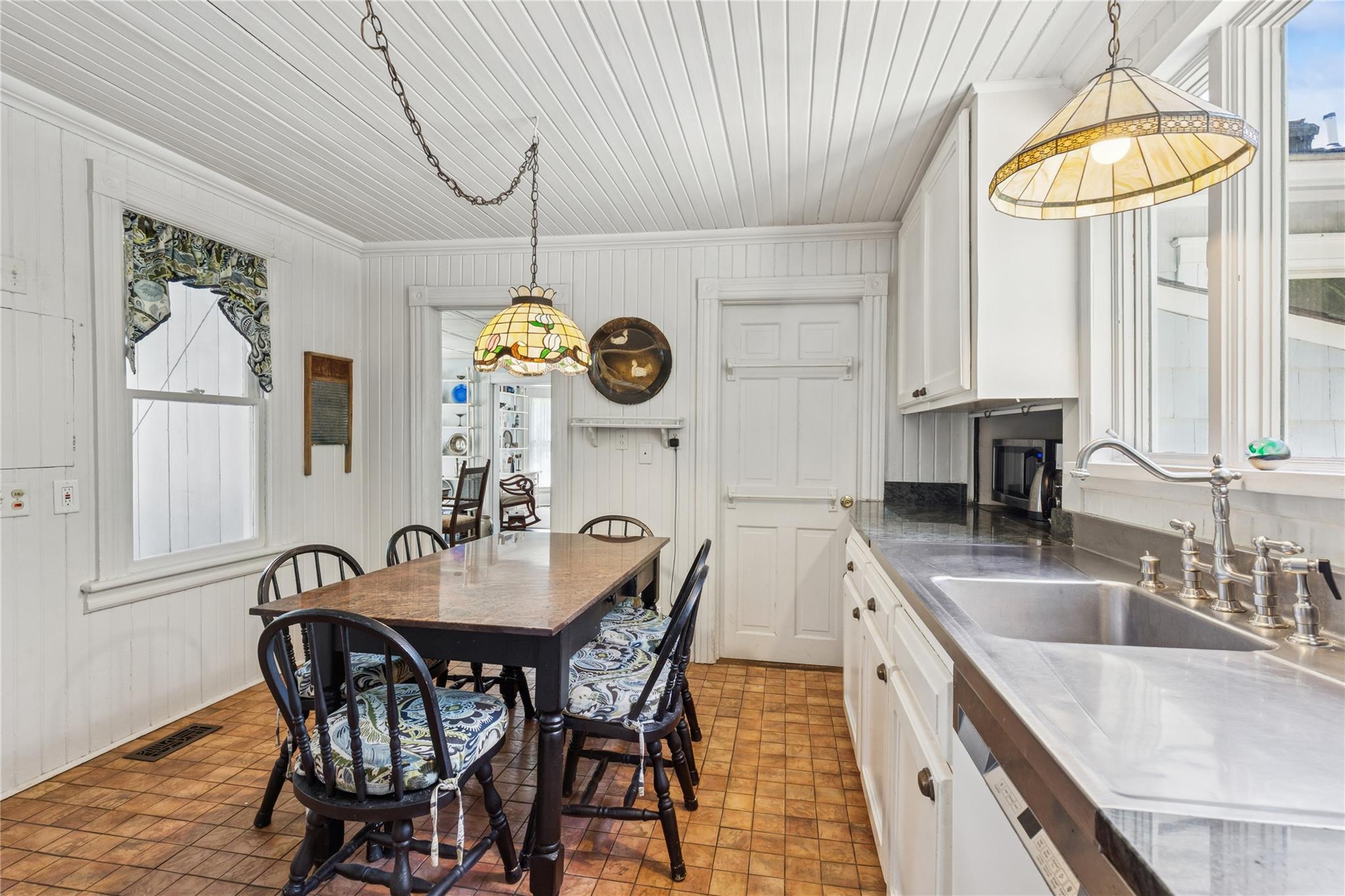 Single Family Washington  Suffolk County, NY 11947, MLS-857285-15