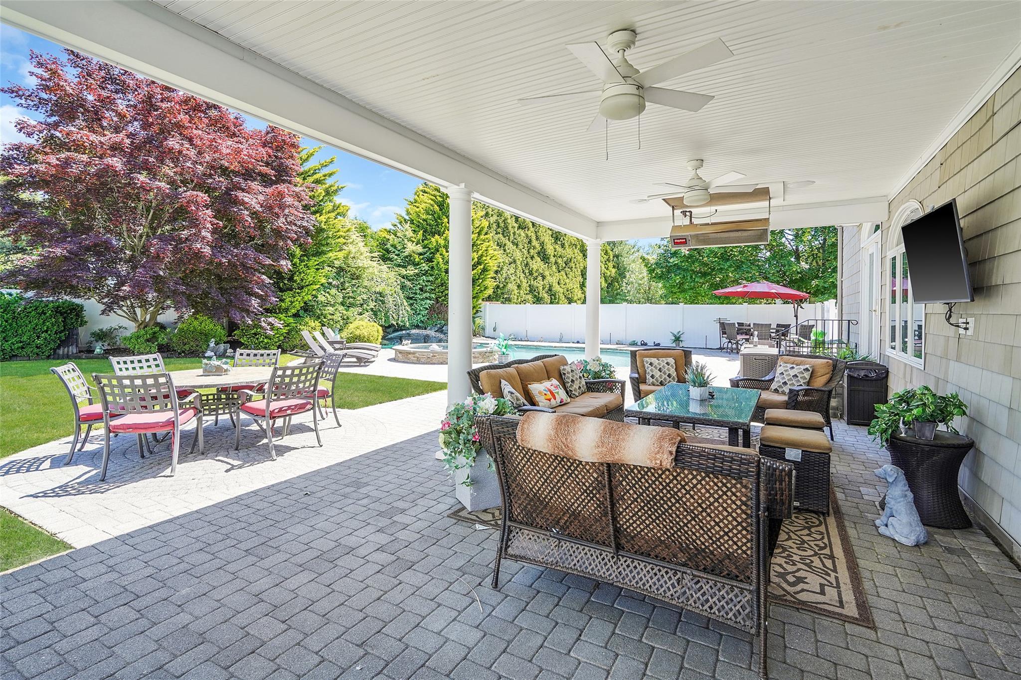 Single Family Barbera  Suffolk County, NY 11725, MLS-857294-30