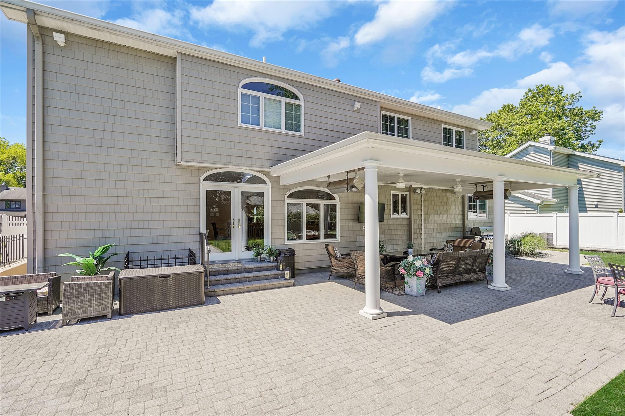 Single Family Barbera  Suffolk County, NY 11725, MLS-857294-31