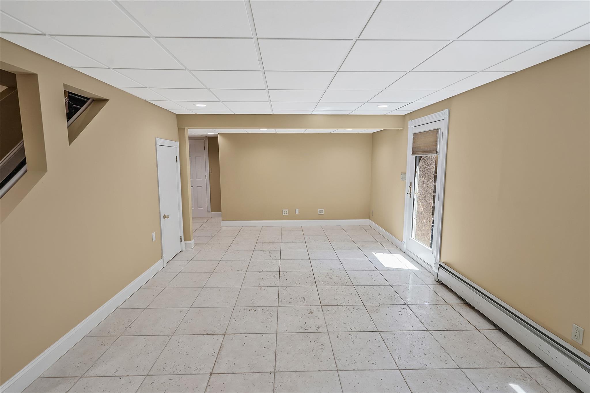 Single Family Barbera  Suffolk County, NY 11725, MLS-857294-38